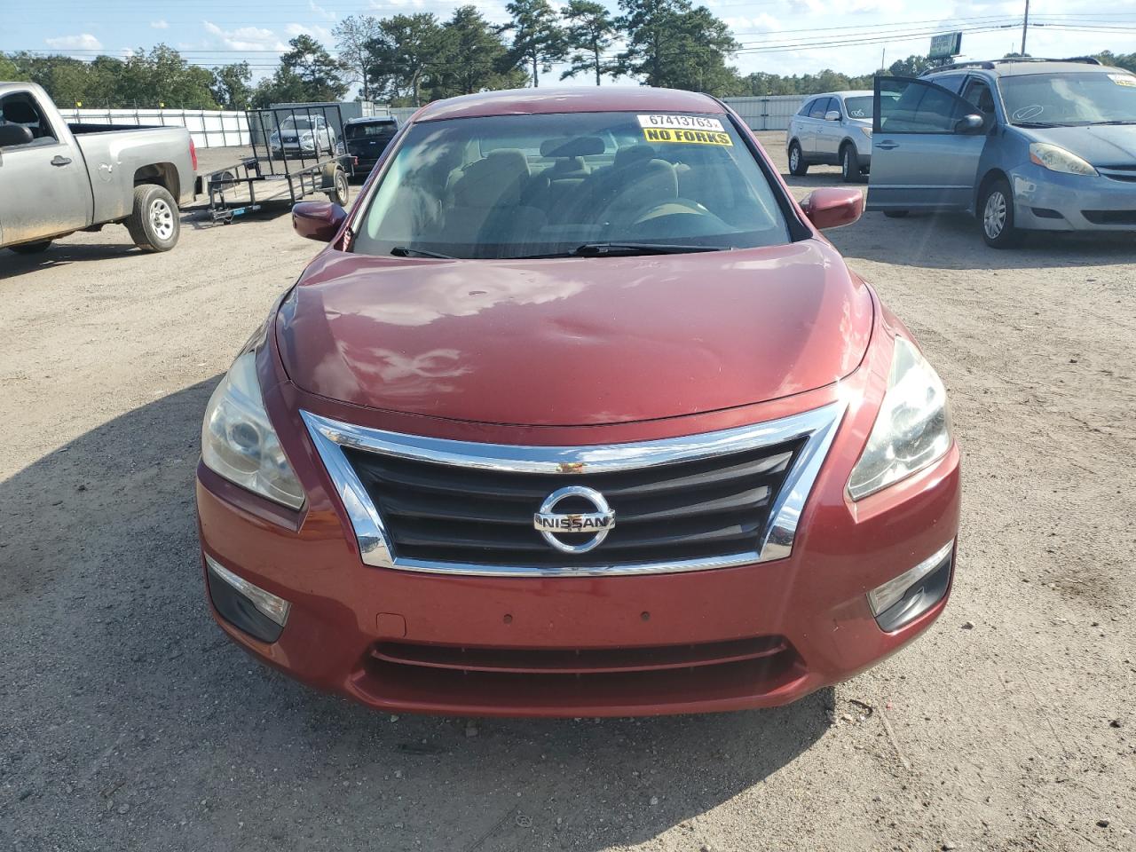 2015 Nissan Altima 2.5 Red vin: 1N4AL3AP4FC447114