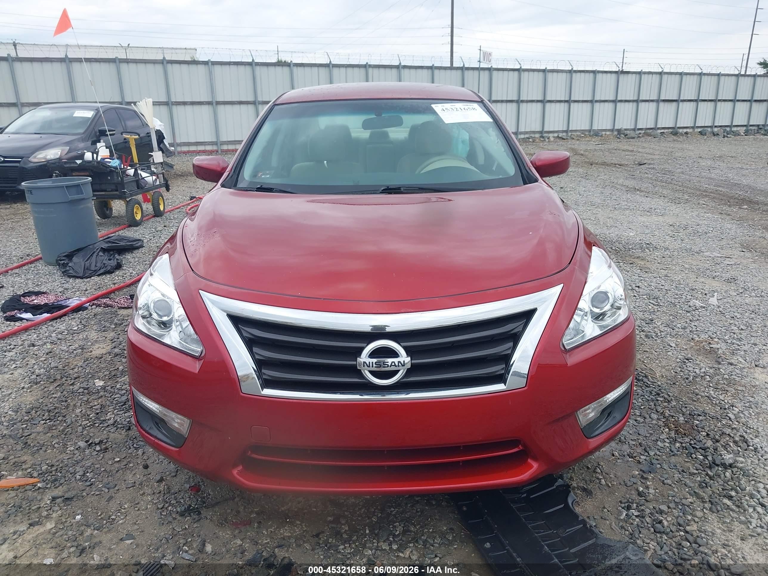 2015 Nissan Altima 2.5 S Red vin: 1N4AL3AP4FC447226