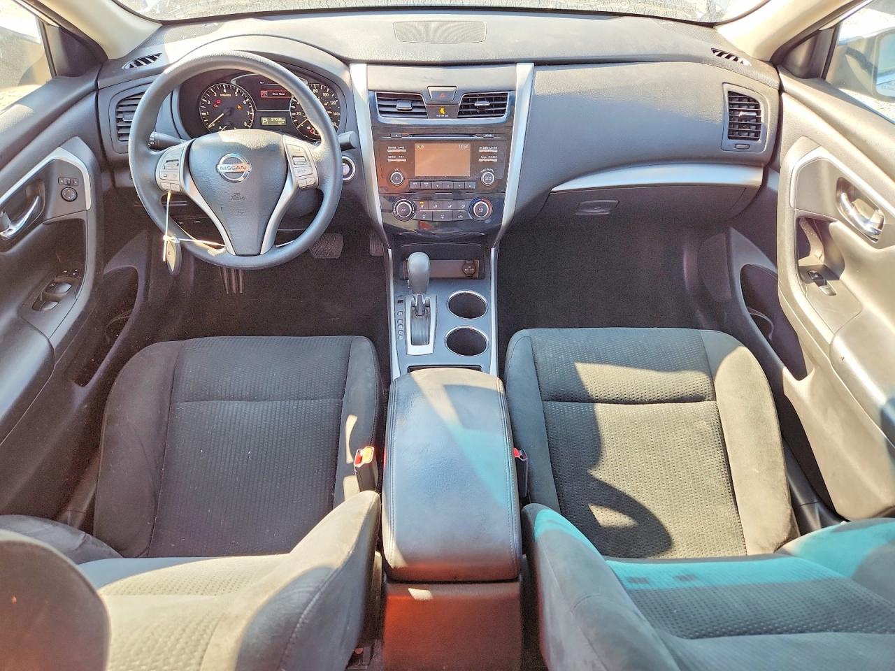 2015 Nissan Altima 2.5 S White vin: 1N4AL3AP4FC459862