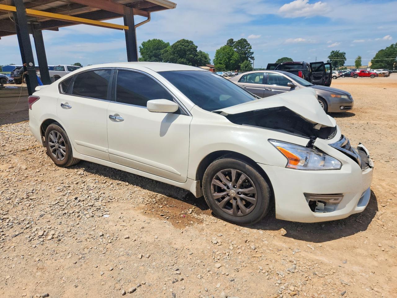 2015 Nissan Altima 2.5 S White vin: 1N4AL3AP4FC469968