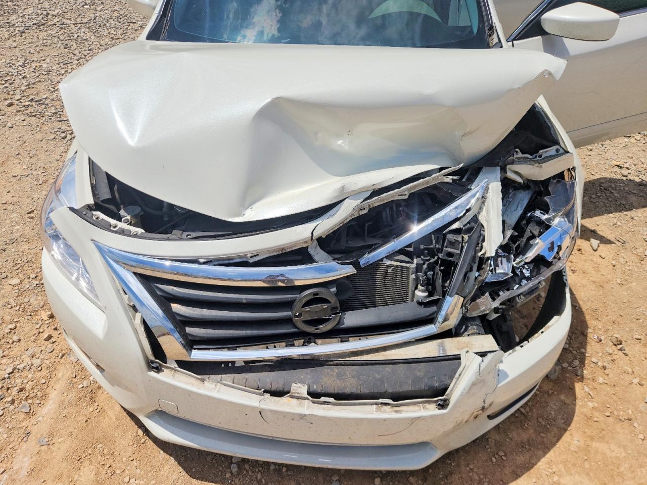 2015 Nissan Altima 2.5 S White vin: 1N4AL3AP4FC469968