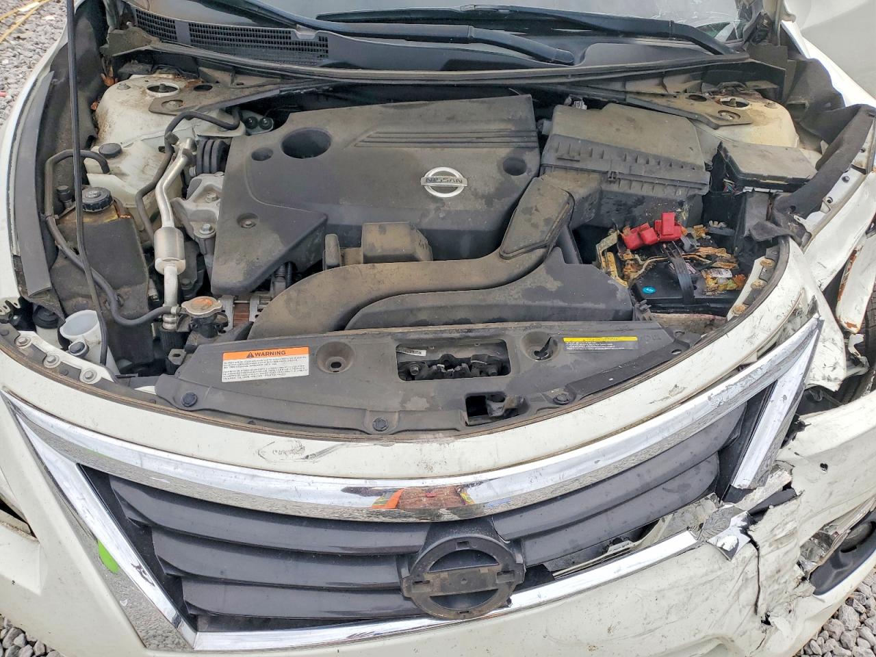 2015 Nissan Altima 2.5 Sv Белый vin: 1N4AL3AP4FC487273
