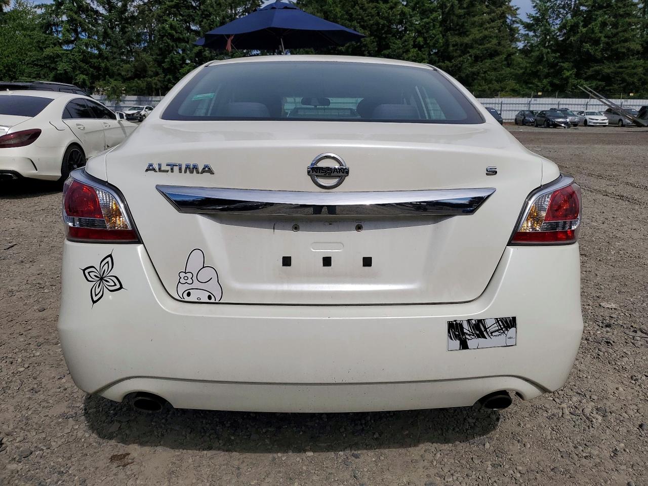 2015 Nissan Altima 2.5 S White vin: 1N4AL3AP4FC569844