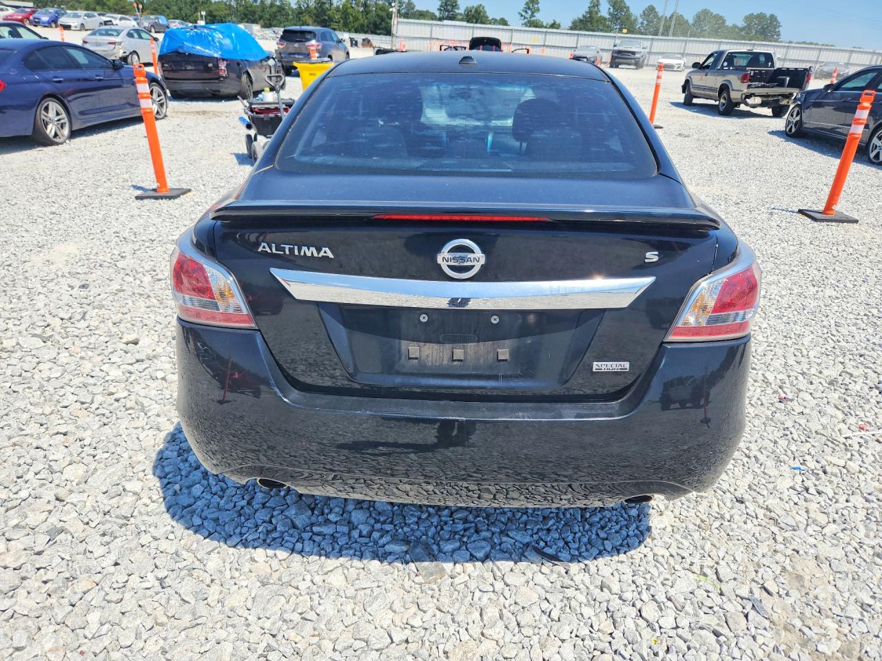 2015 Nissan Altima 2.5 S Black vin: 1N4AL3AP4FC573957