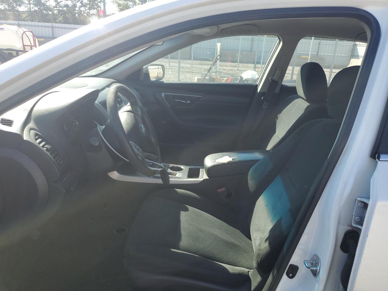 2015 Nissan Altima 2.5 White vin: 1N4AL3AP4FC579693