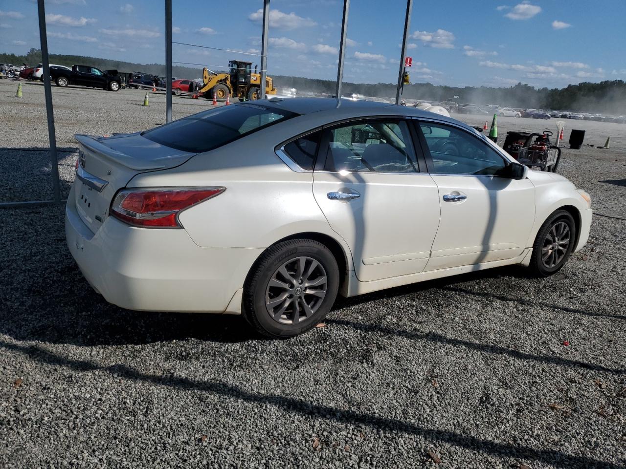 2015 Nissan Altima 2.5 White vin: 1N4AL3AP4FC579693