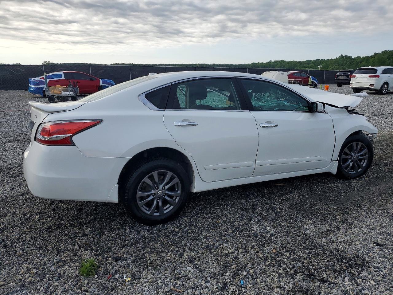 2015 Nissan Altima 2.5 S Белый vin: 1N4AL3AP4FC579693
