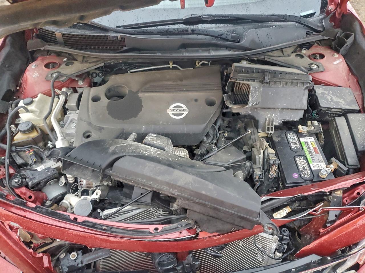 2015 Nissan Altima 2.5 Красный vin: 1N4AL3AP4FN302319