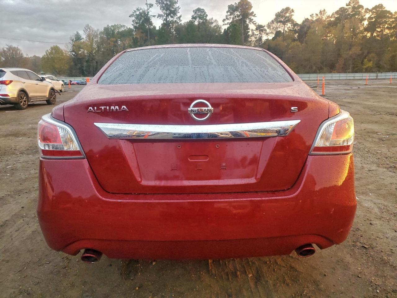 2015 Nissan Altima 2.5 Красный vin: 1N4AL3AP4FN302319