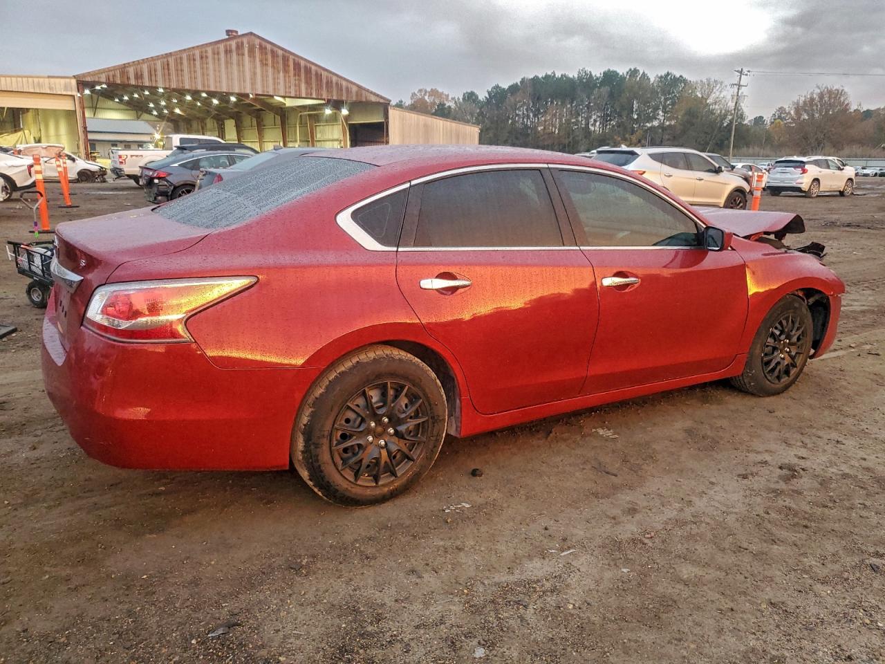 2015 Nissan Altima 2.5 Красный vin: 1N4AL3AP4FN302319