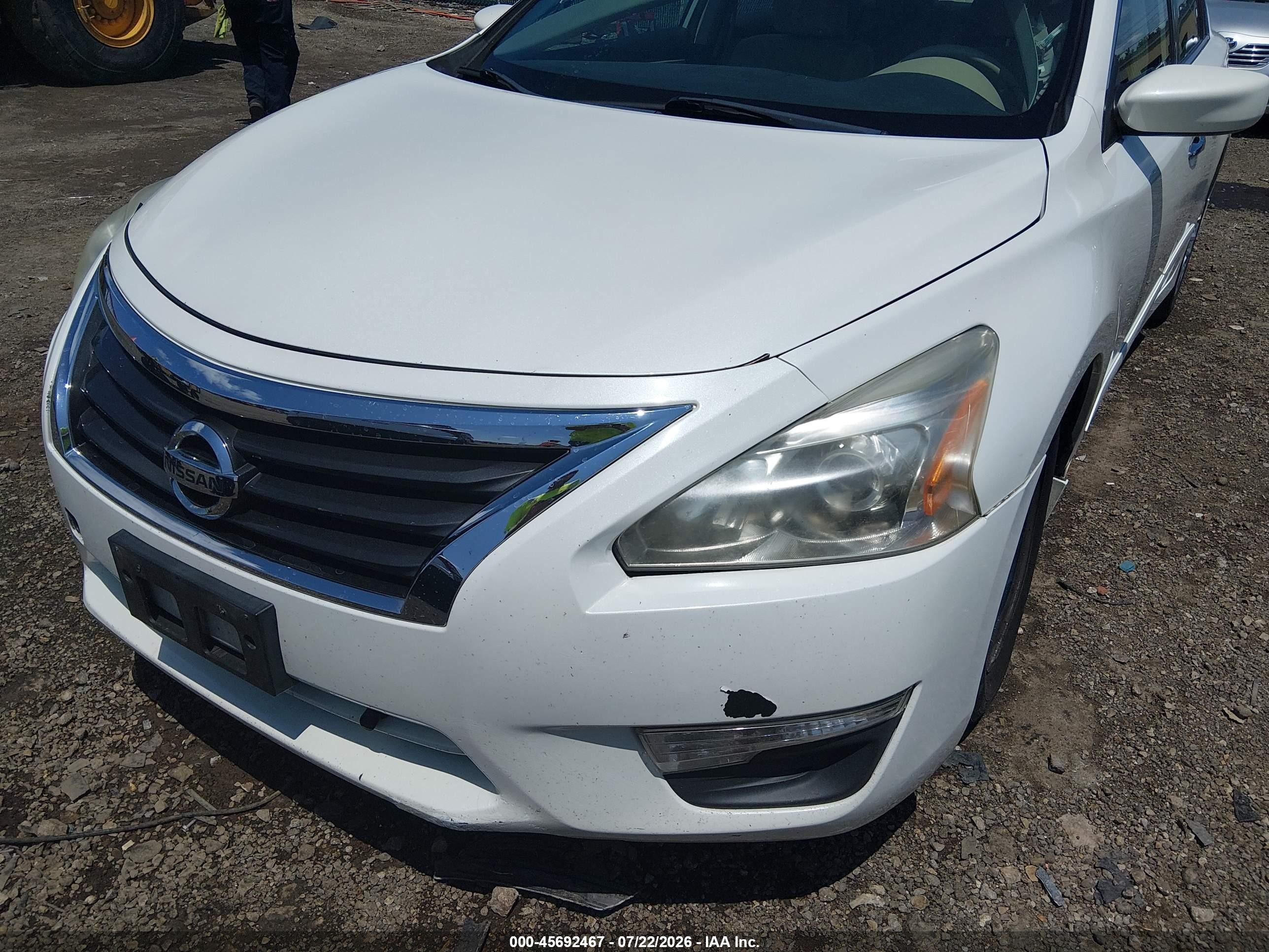 2015 Nissan Altima 2.5 S White vin: 1N4AL3AP4FN307794