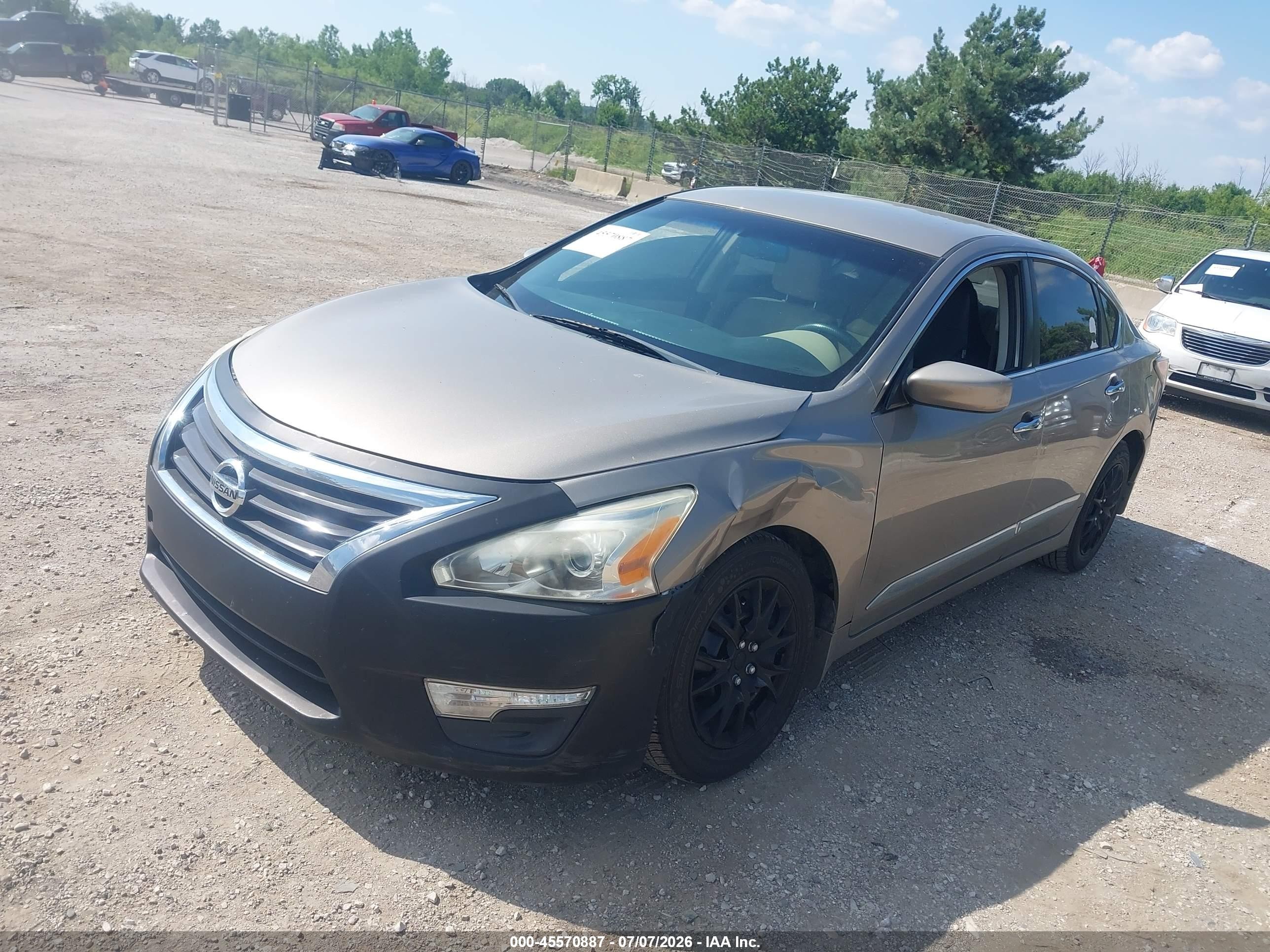 2015 Nissan Altima 2.5 S Champagne vin: 1N4AL3AP4FN308427