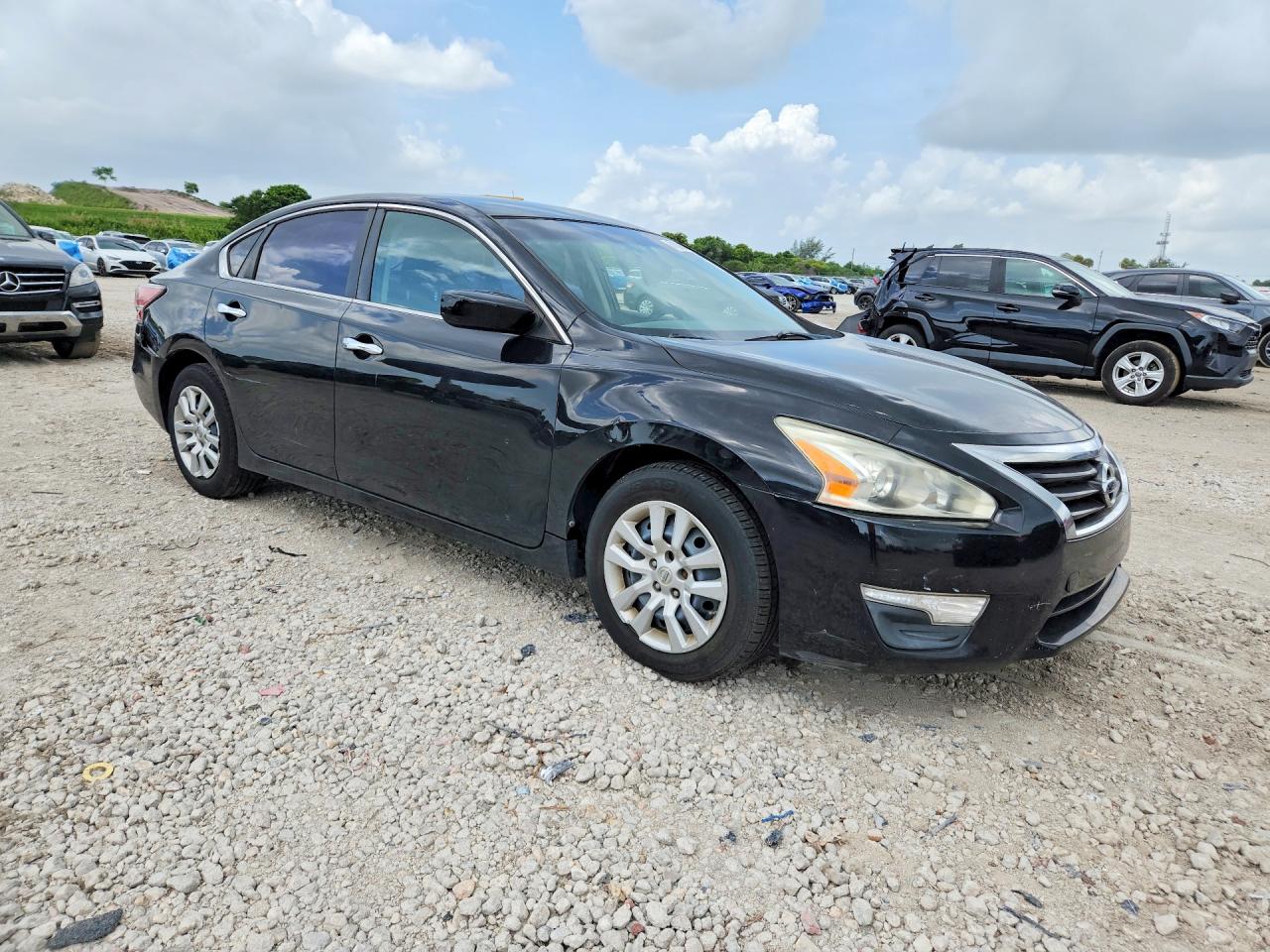 2015 Nissan Altima 2.5 S Black vin: 1N4AL3AP4FN323591