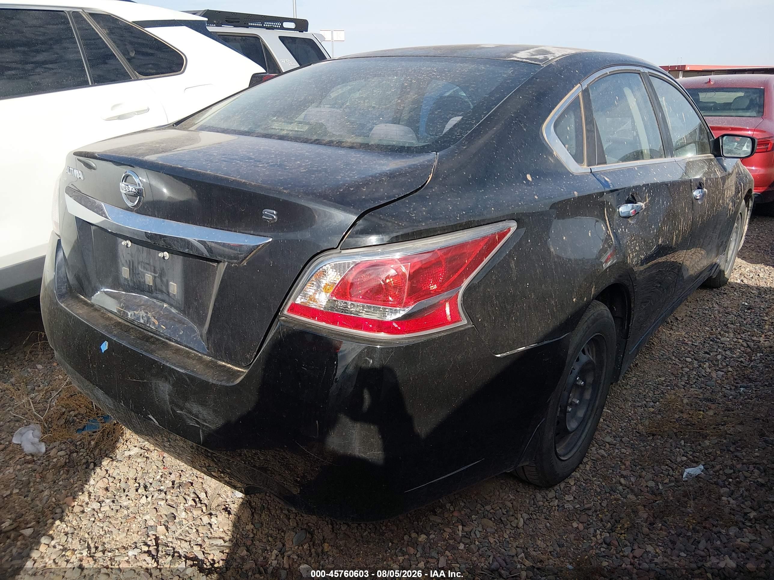 2015 Nissan Altima 2.5 S Черный vin: 1N4AL3AP4FN323946