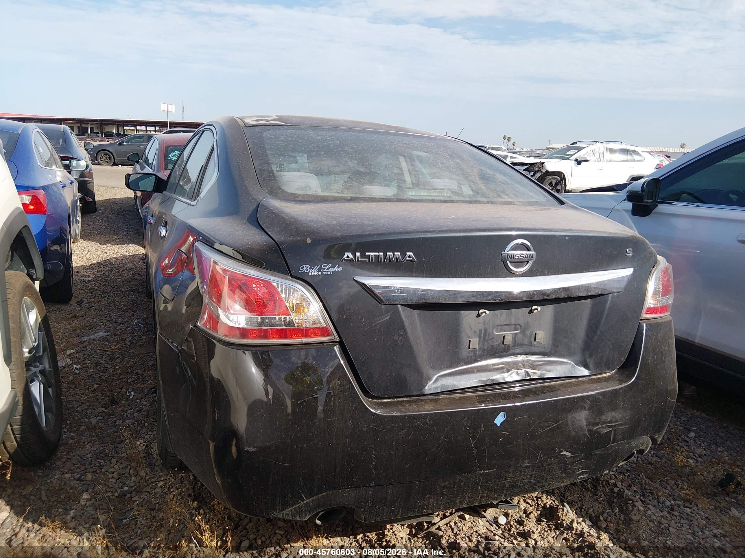 2015 Nissan Altima 2.5 S Черный vin: 1N4AL3AP4FN323946
