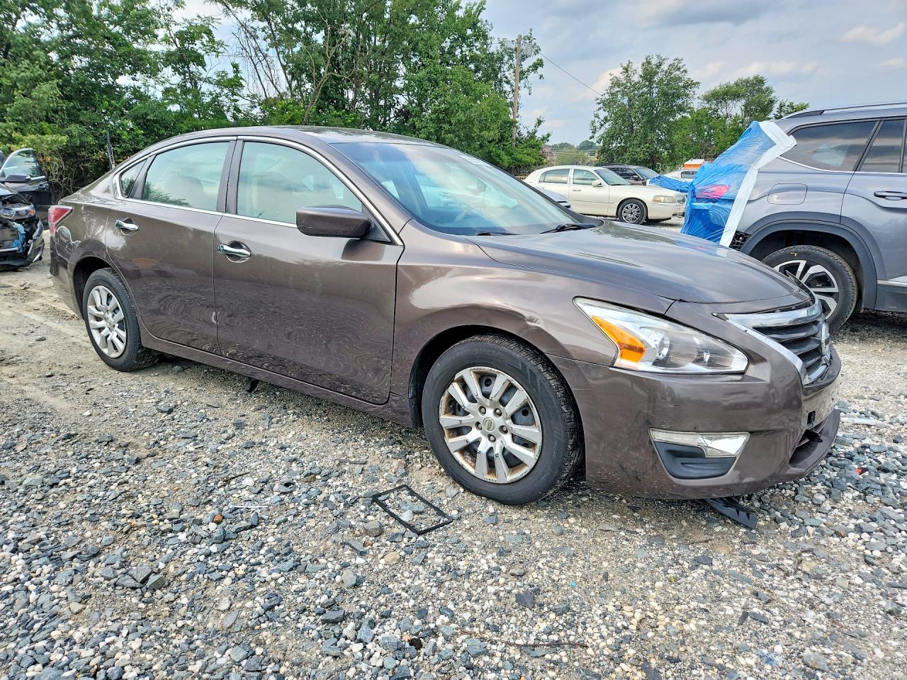 2015 Nissan Altima 2.5 S Brown vin: 1N4AL3AP4FN336051