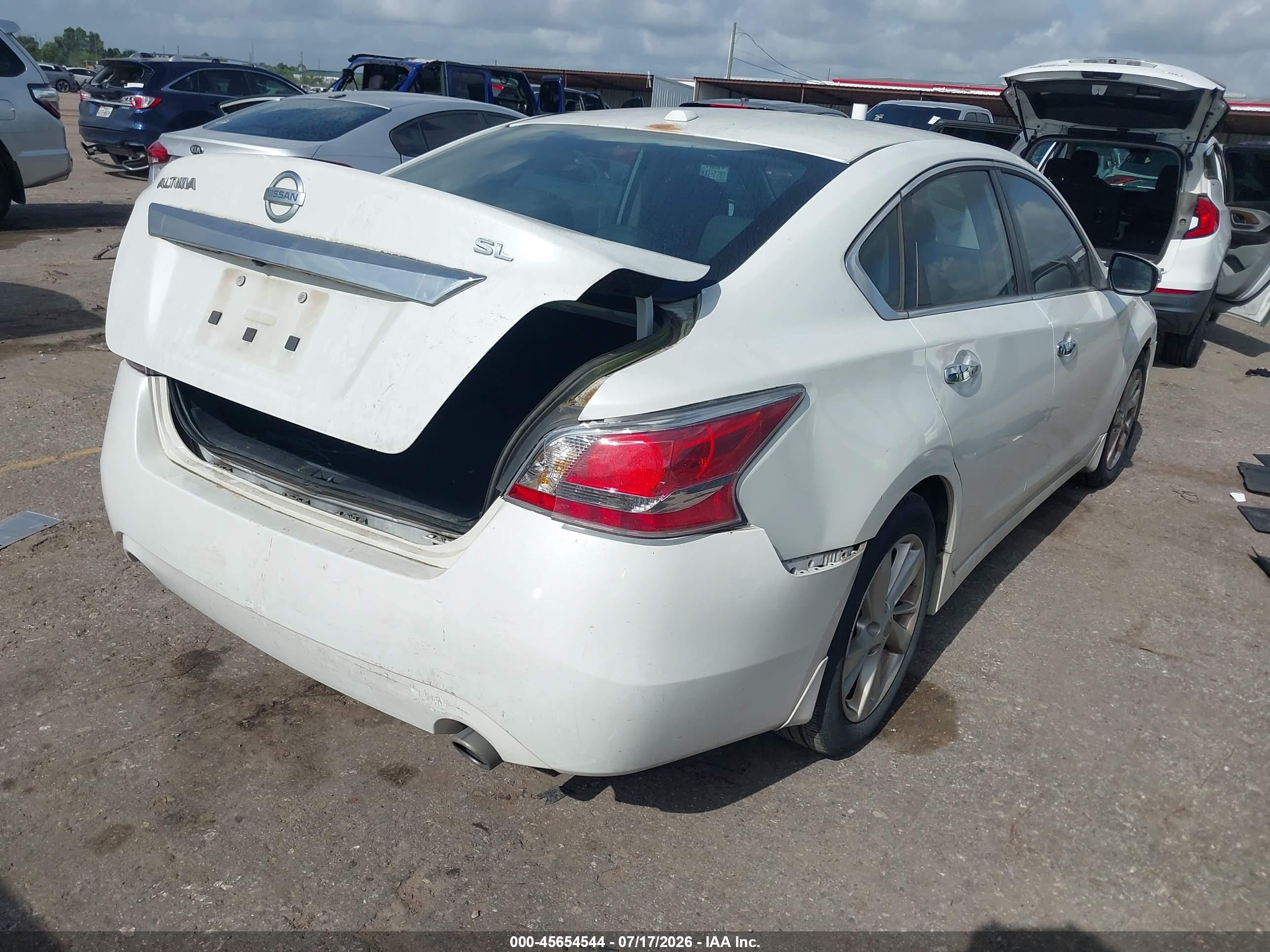 2015 Nissan Altima 2.5 Sl Белый vin: 1N4AL3AP4FN357482
