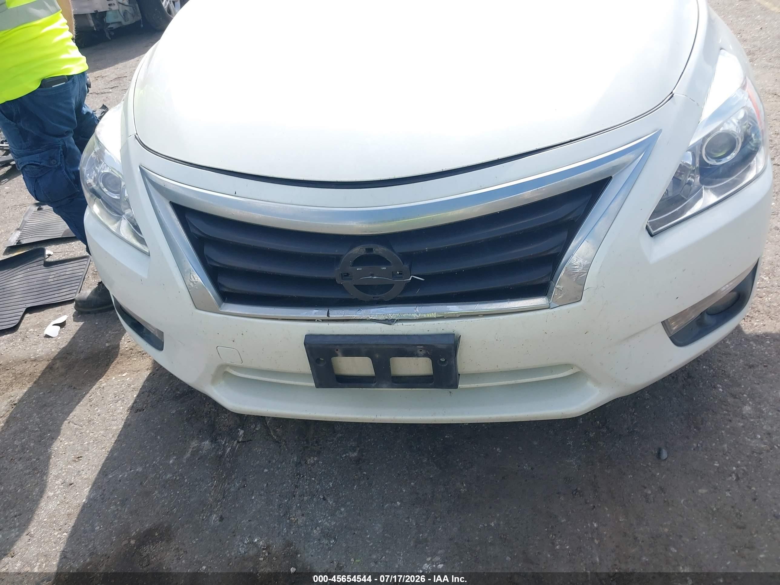 2015 Nissan Altima 2.5 Sl Белый vin: 1N4AL3AP4FN357482