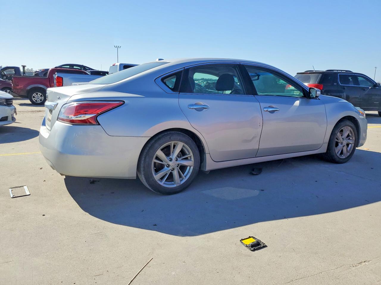 2015 Nissan Altima 2.5 Silver vin: 1N4AL3AP4FN358891