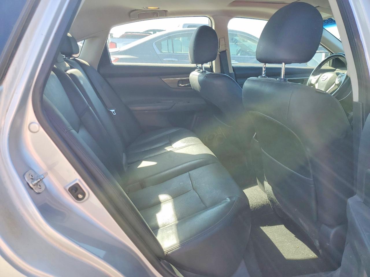 2015 Nissan Altima 2.5 Silver vin: 1N4AL3AP4FN358891