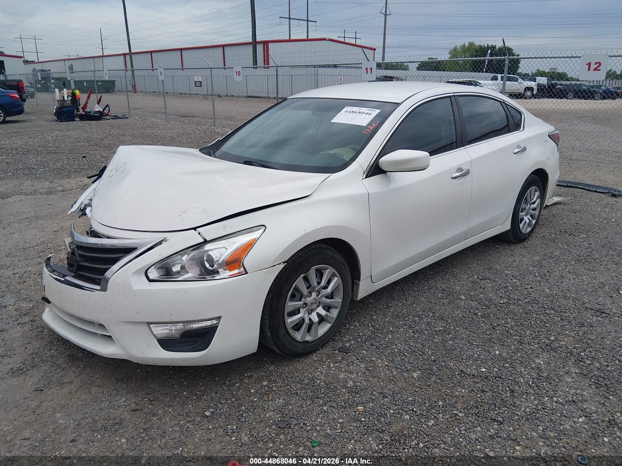 2015 Nissan Altima 2.5 S White vin: 1N4AL3AP4FN366750