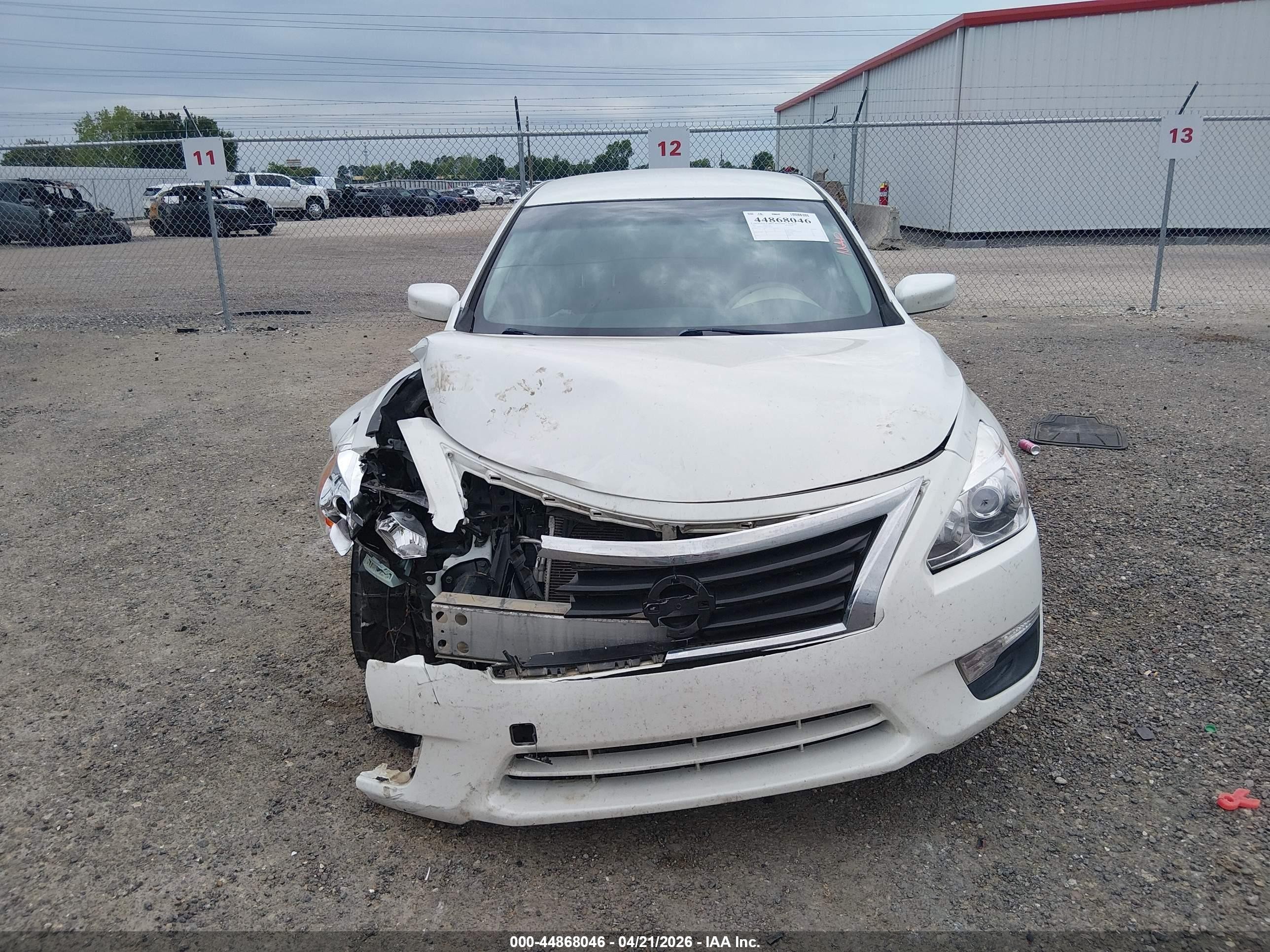 2015 Nissan Altima 2.5 S White vin: 1N4AL3AP4FN366750