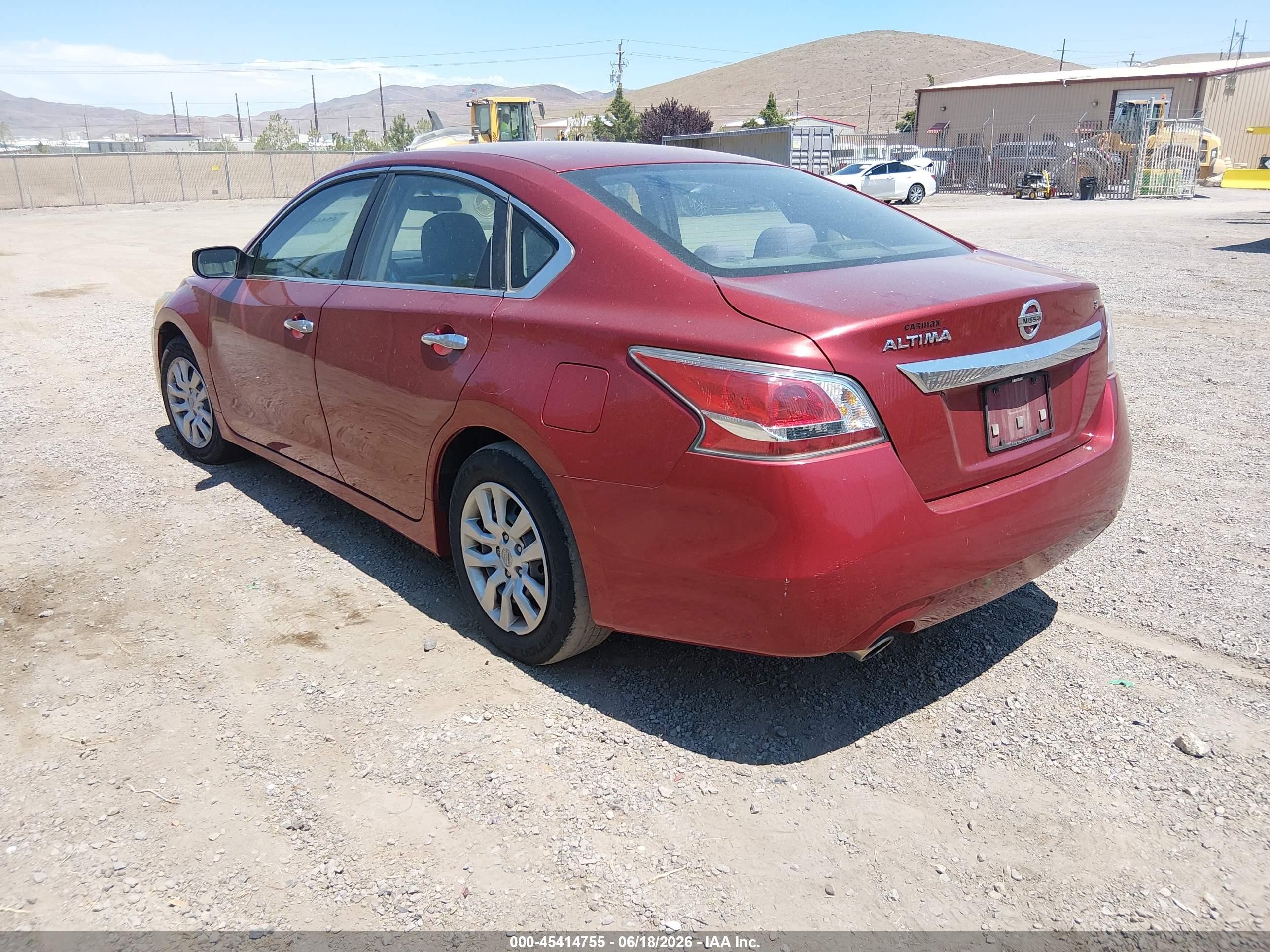 2015 Nissan Altima 2.5 S Red vin: 1N4AL3AP4FN368952