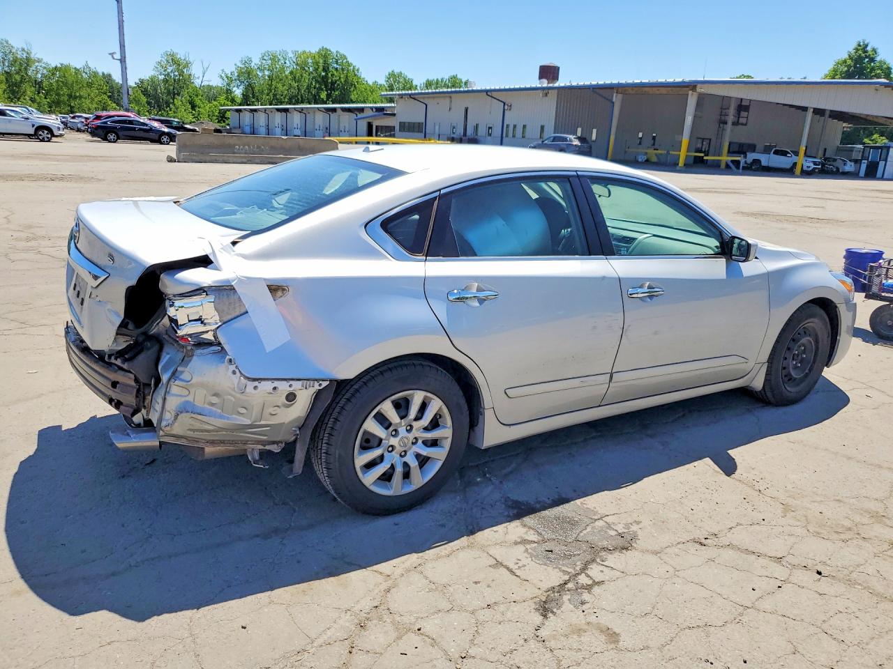 2015 Nissan Altima 2.5 S Silver vin: 1N4AL3AP4FN369261
