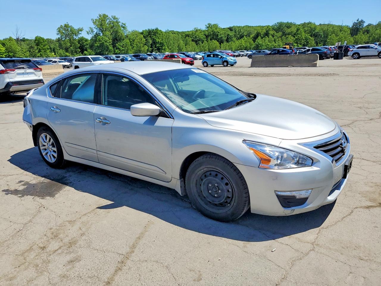 2015 Nissan Altima 2.5 S Silver vin: 1N4AL3AP4FN369261