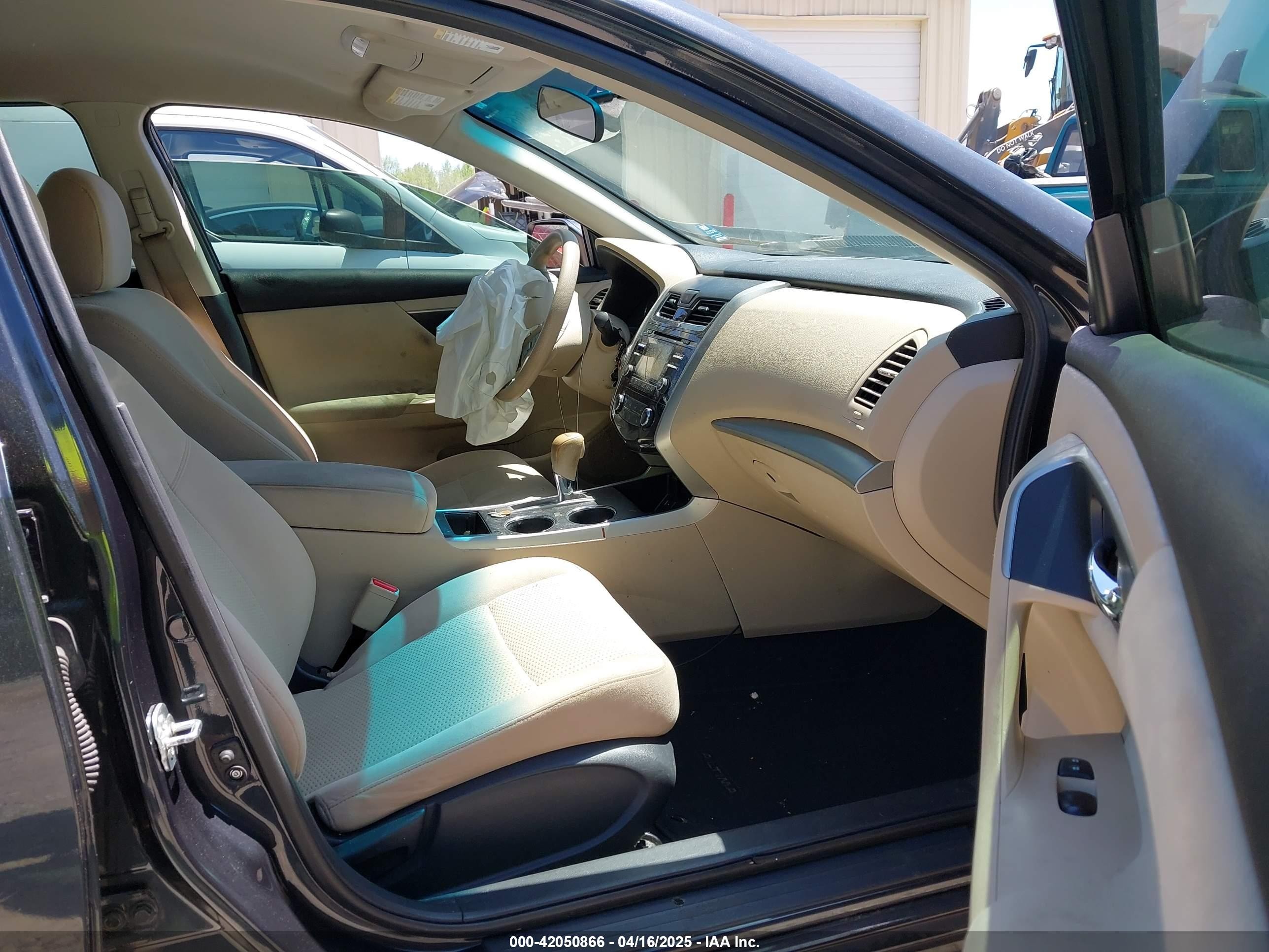 2015 Nissan Altima 2.5/2.5 S/2.5 Sl/2.5 Sv Black vin: 1N4AL3AP4FN372273