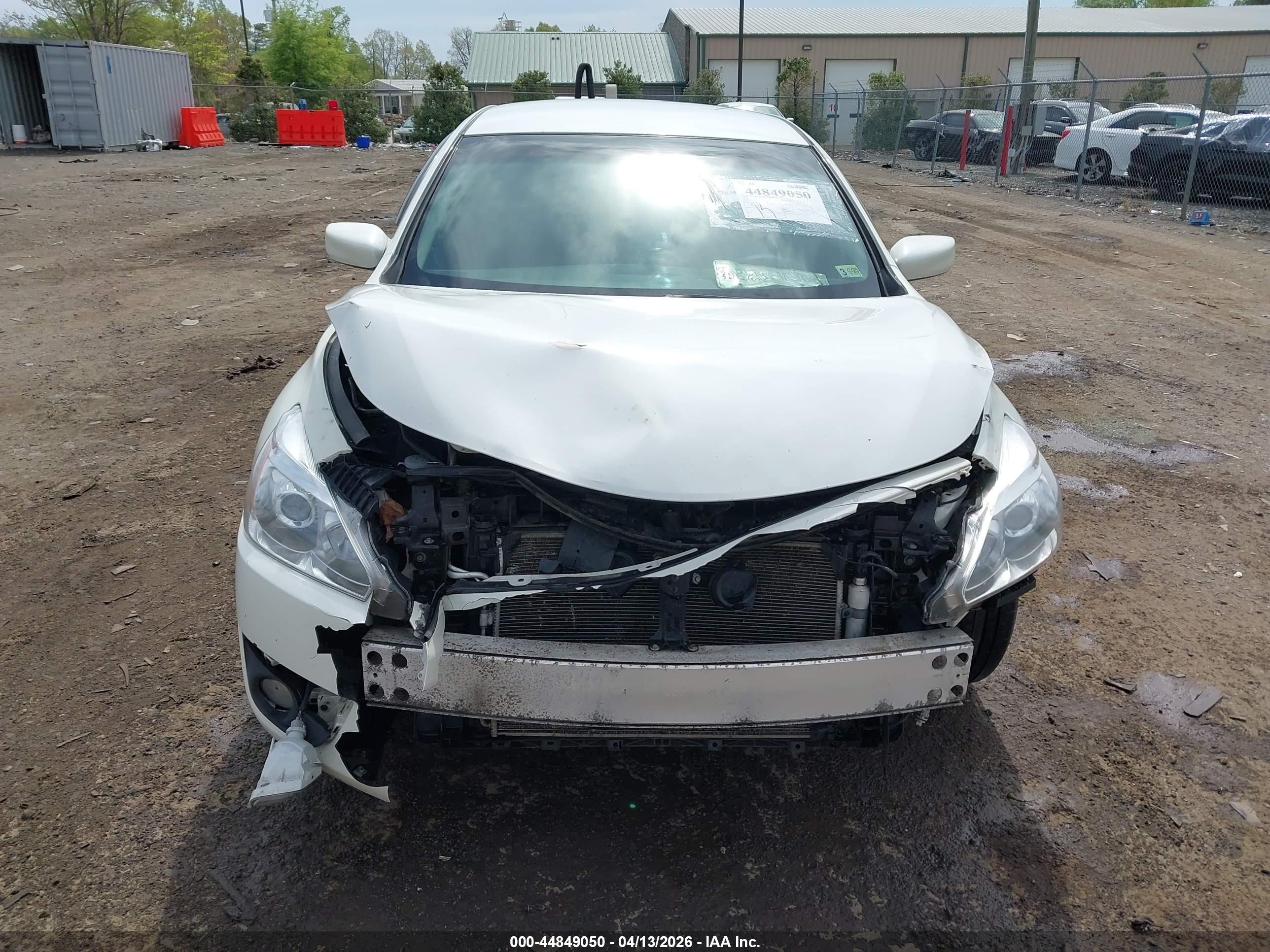 2015 Nissan Altima 2.5/2.5 S/2.5 Sl/2.5 Sv White vin: 1N4AL3AP4FN375710