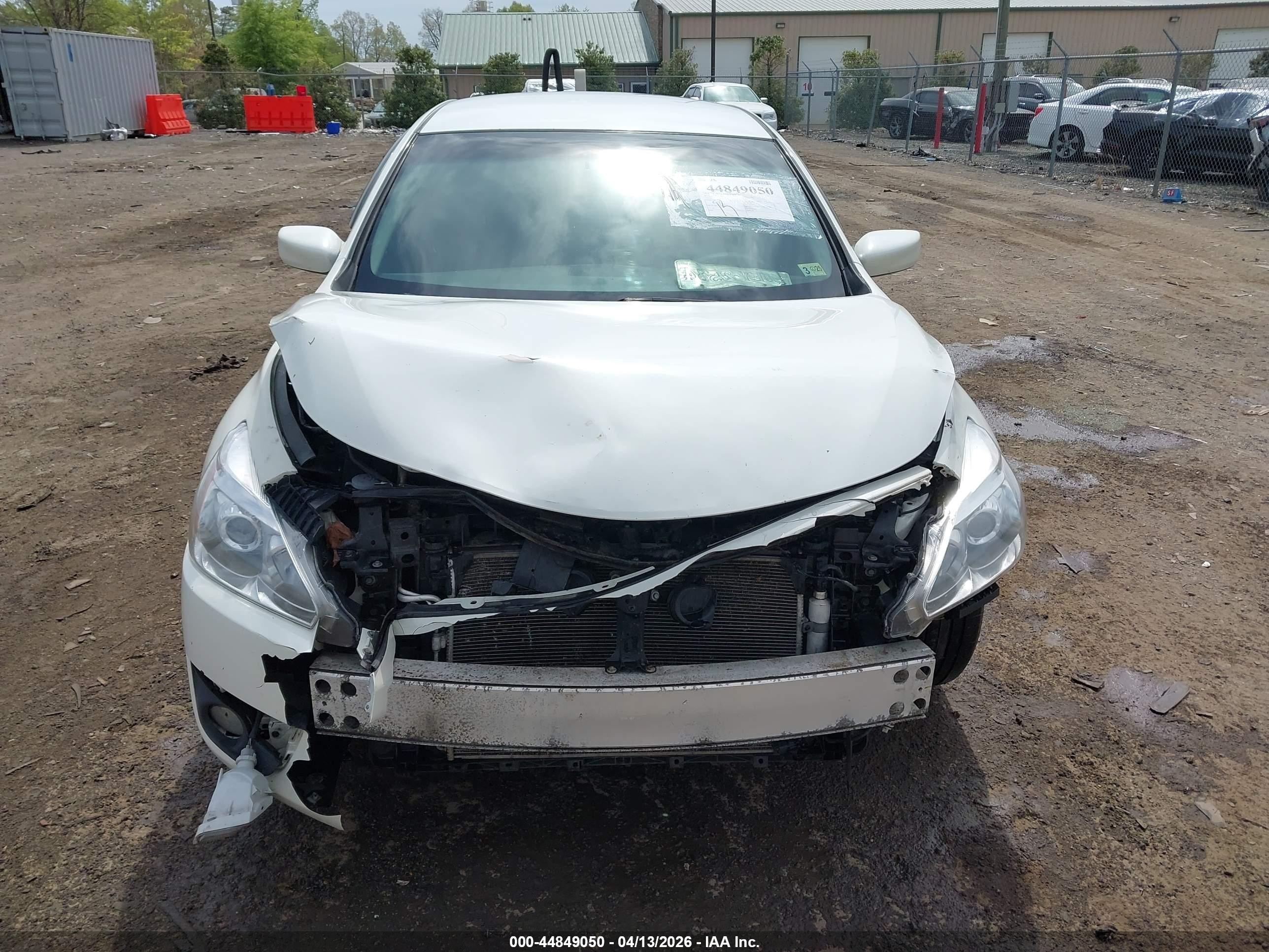 2015 Nissan Altima 2.5/2.5 S/2.5 Sl/2.5 Sv White vin: 1N4AL3AP4FN375710