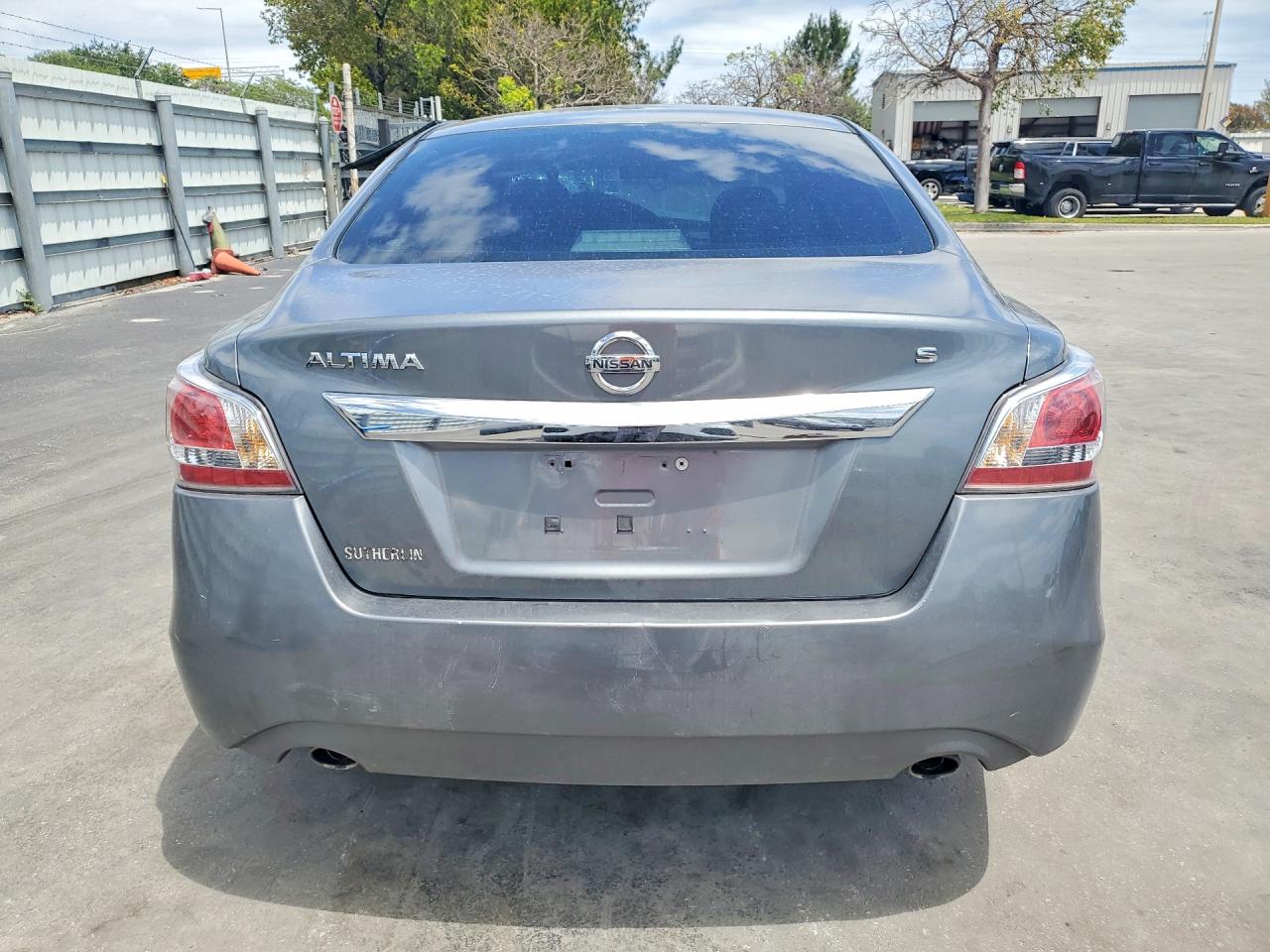2015 Nissan Altima 2.5 S Gray vin: 1N4AL3AP4FN382902