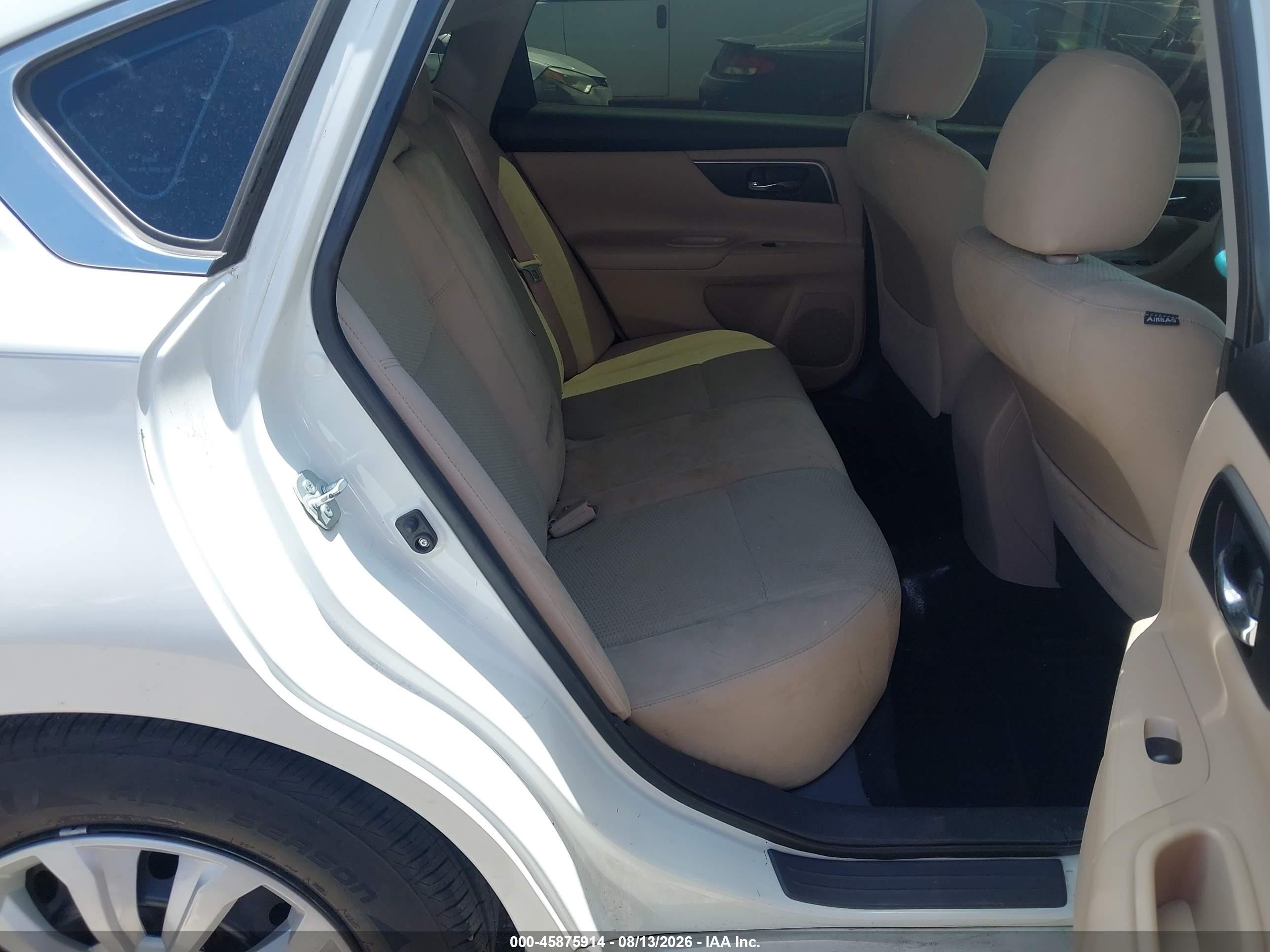 2015 Nissan Altima 2.5 S White vin: 1N4AL3AP4FN391003
