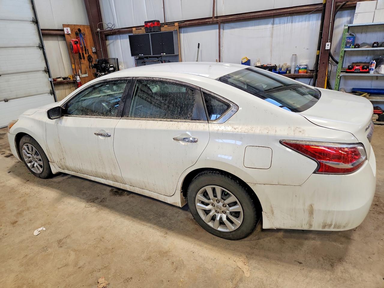 2015 Nissan Altima 2.5 White vin: 1N4AL3AP4FN392555