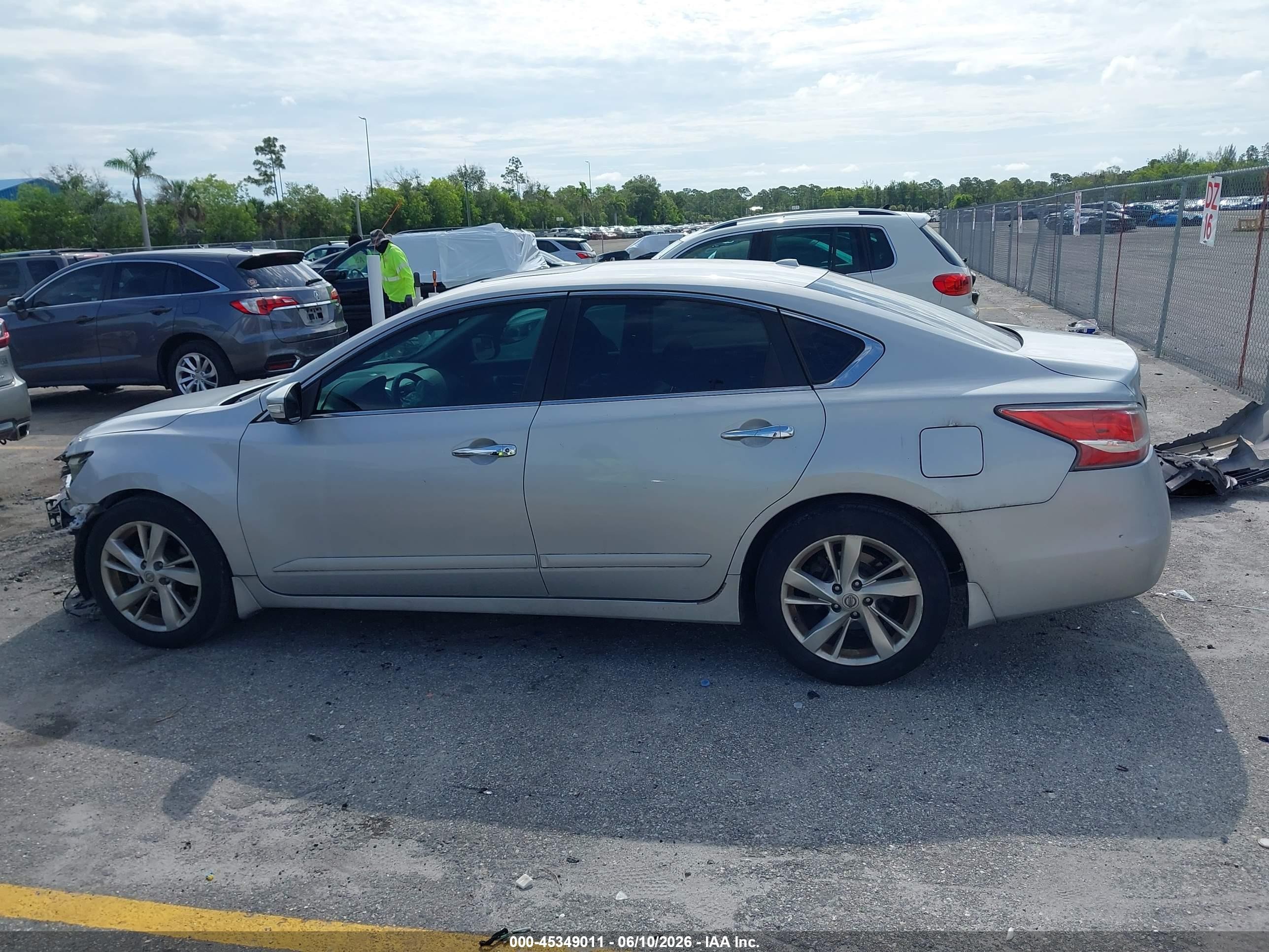 2015 Nissan Altima 2.5 Sl Silver vin: 1N4AL3AP4FN398310