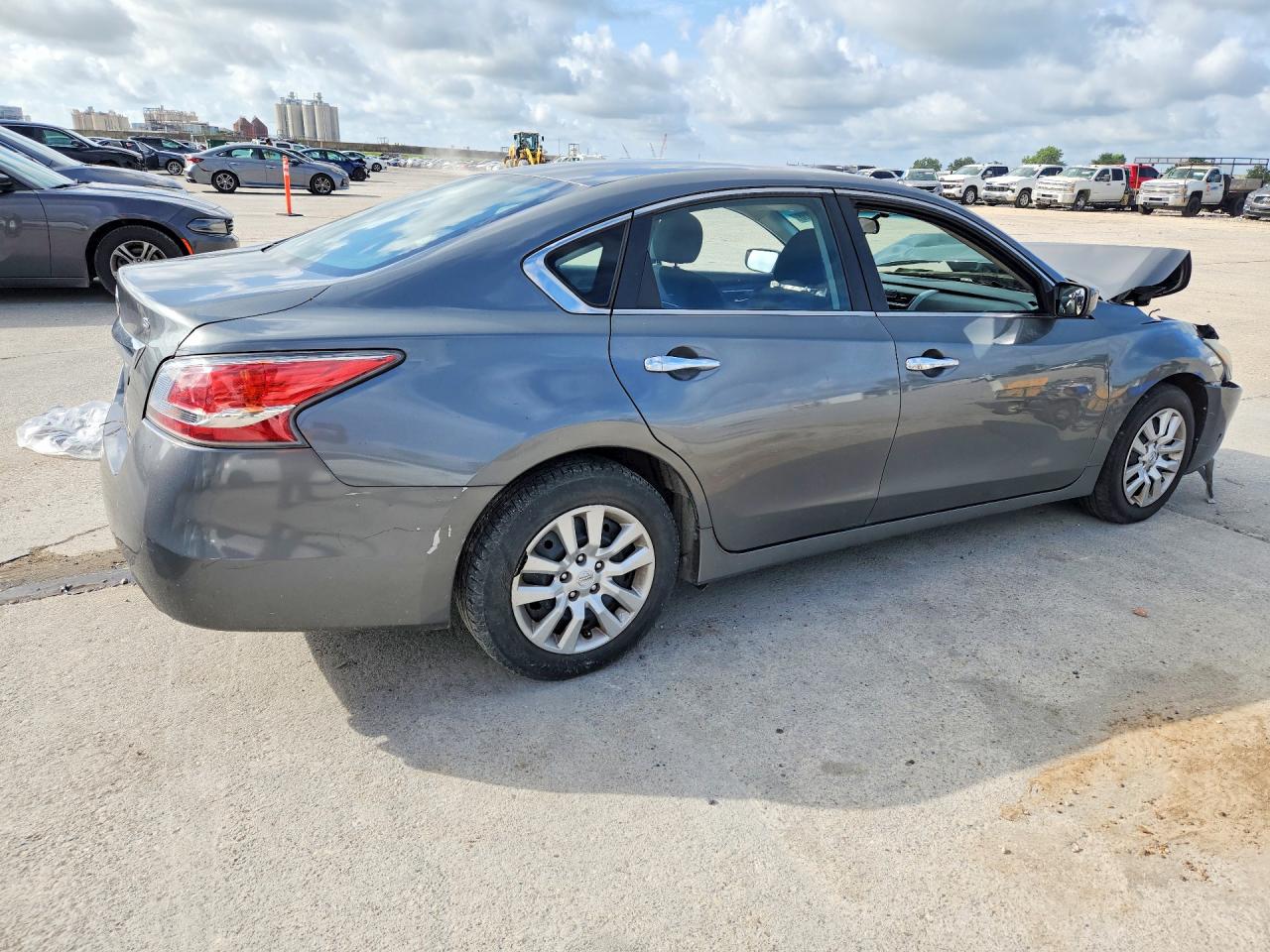 2015 Nissan Altima 2.5 S Silver vin: 1N4AL3AP4FN877164