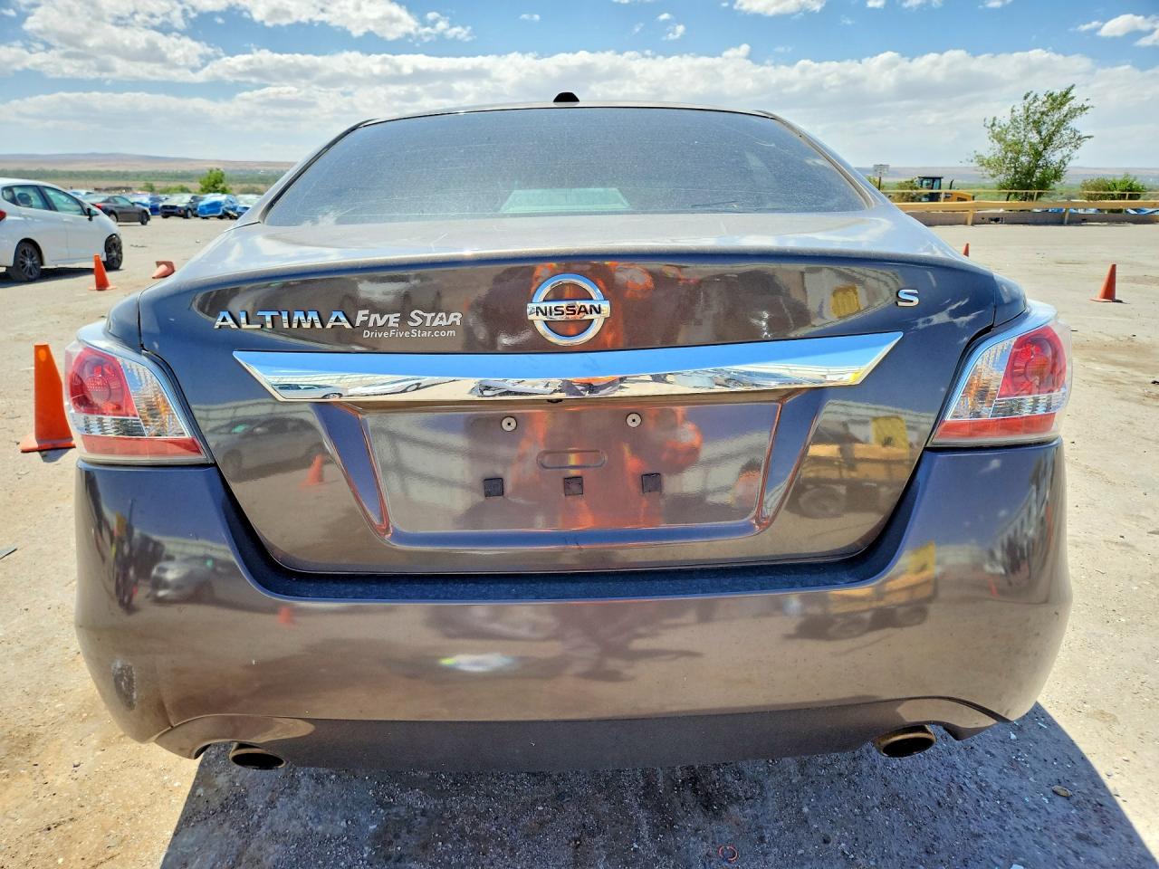 2015 Nissan Altima 2.5 S Угольный vin: 1N4AL3AP4FN882302