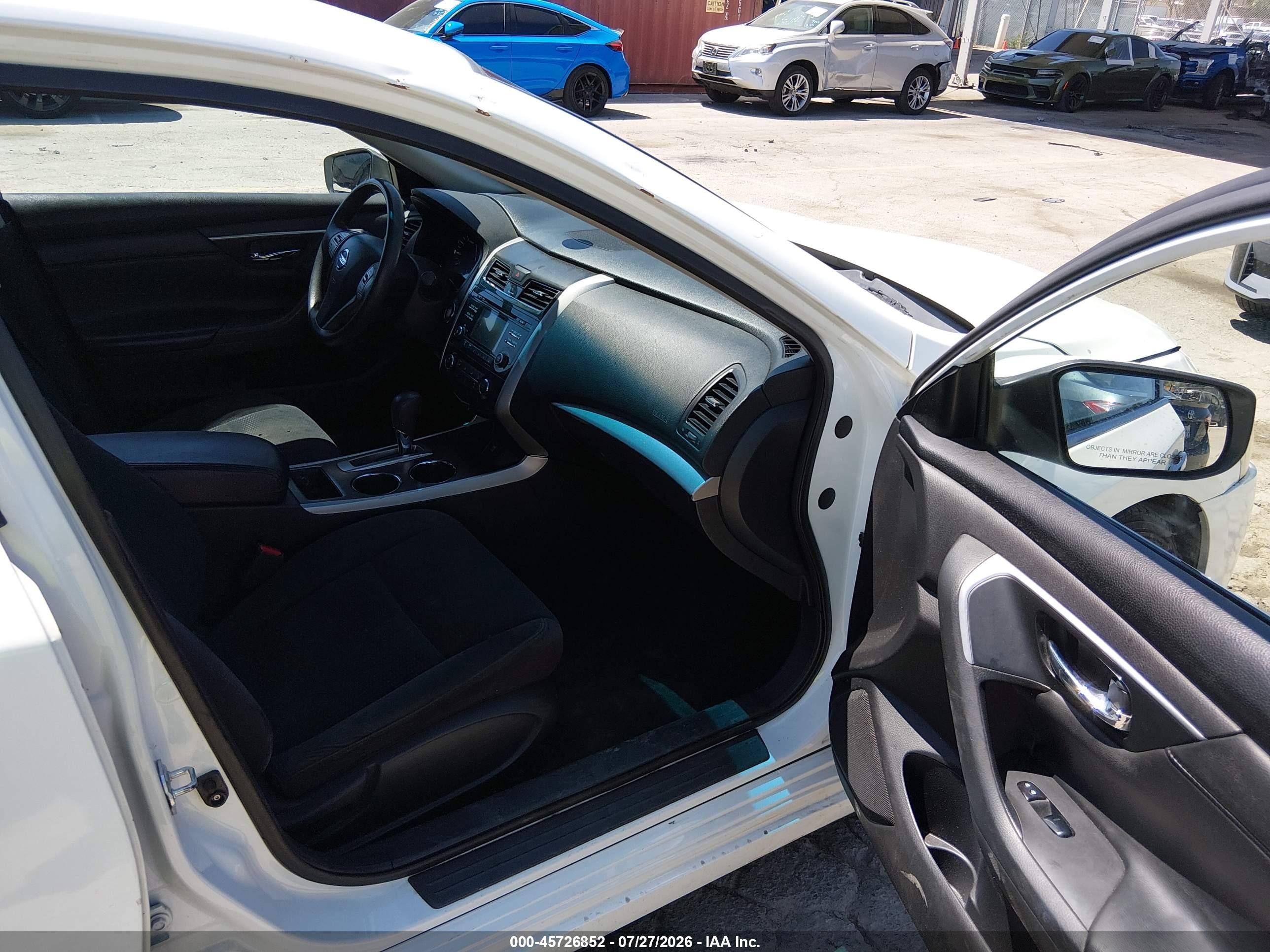 2015 Nissan Altima 2.5/2.5 S/2.5 Sl/2.5 Sv White vin: 1N4AL3AP4FN891288