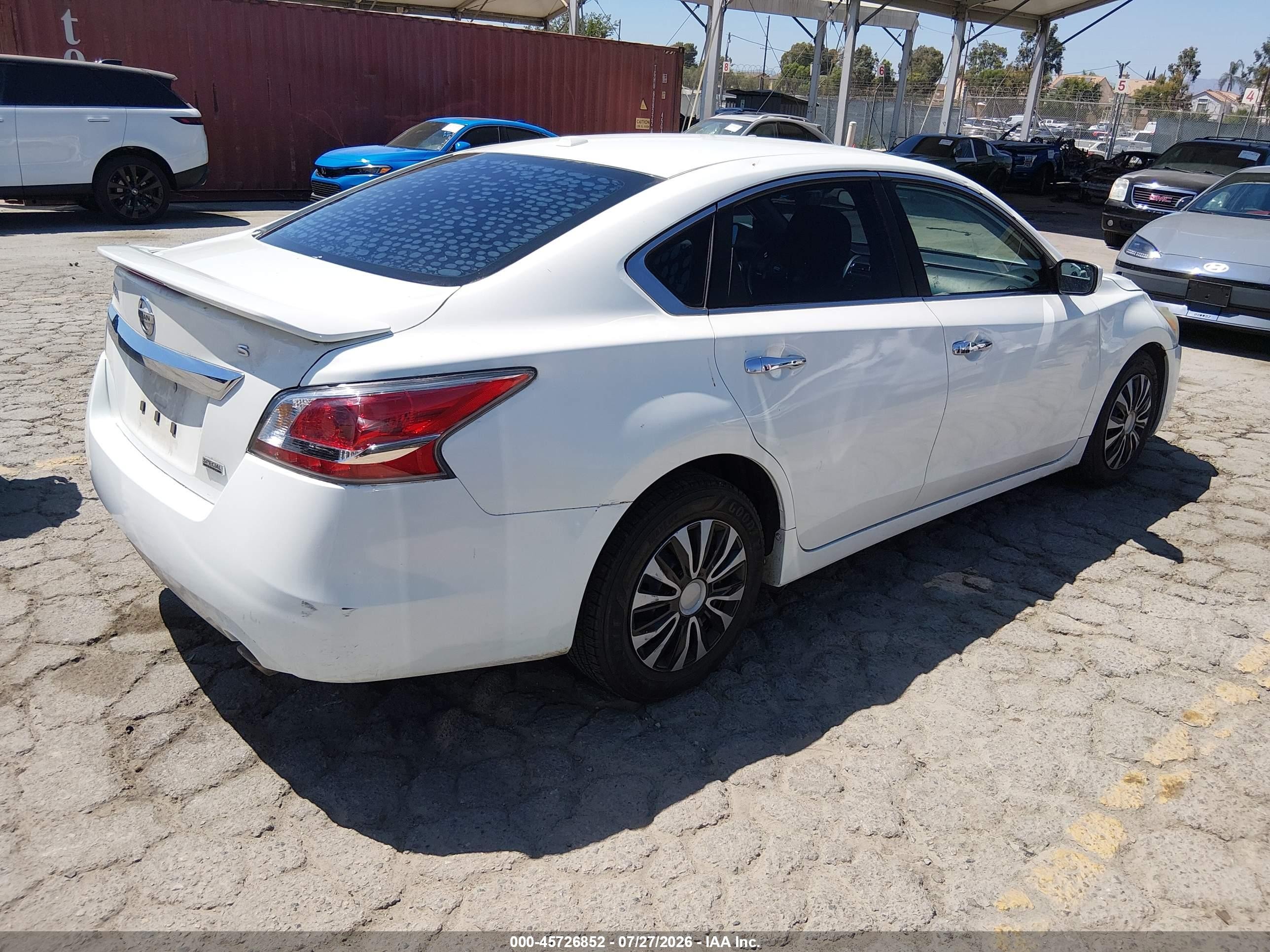 2015 Nissan Altima 2.5/2.5 S/2.5 Sl/2.5 Sv White vin: 1N4AL3AP4FN891288