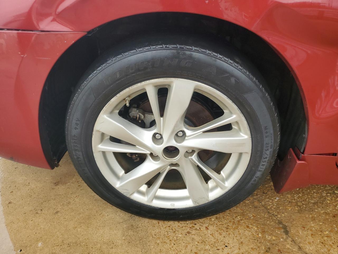 2015 Nissan Altima 2.5 Sl Red vin: 1N4AL3AP4FN900877 Damage: Left Front Wheel, Curb Rash, > 12 Inches