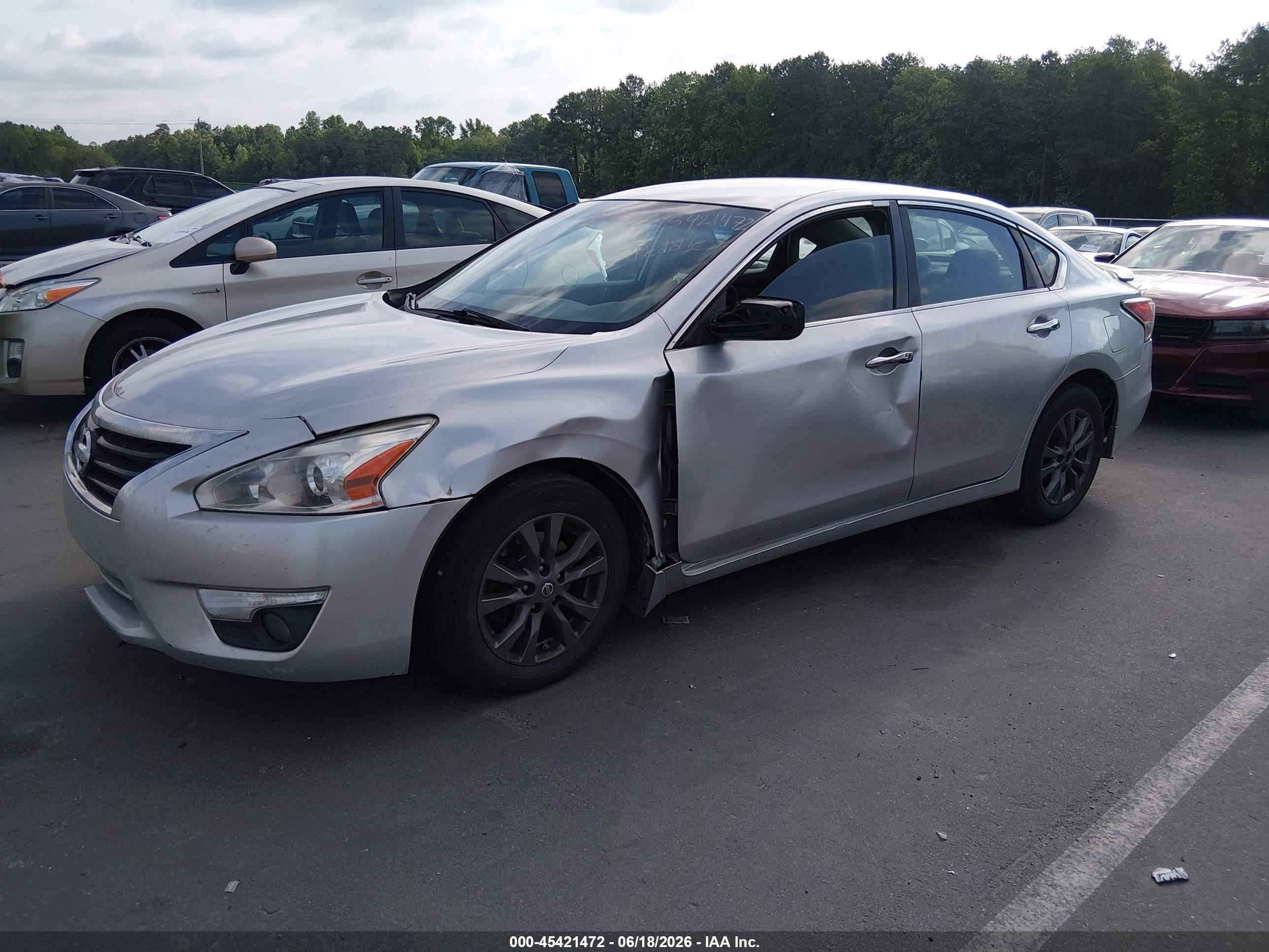 2015 Nissan Altima 2.5 S Silver vin: 1N4AL3AP4FN902600