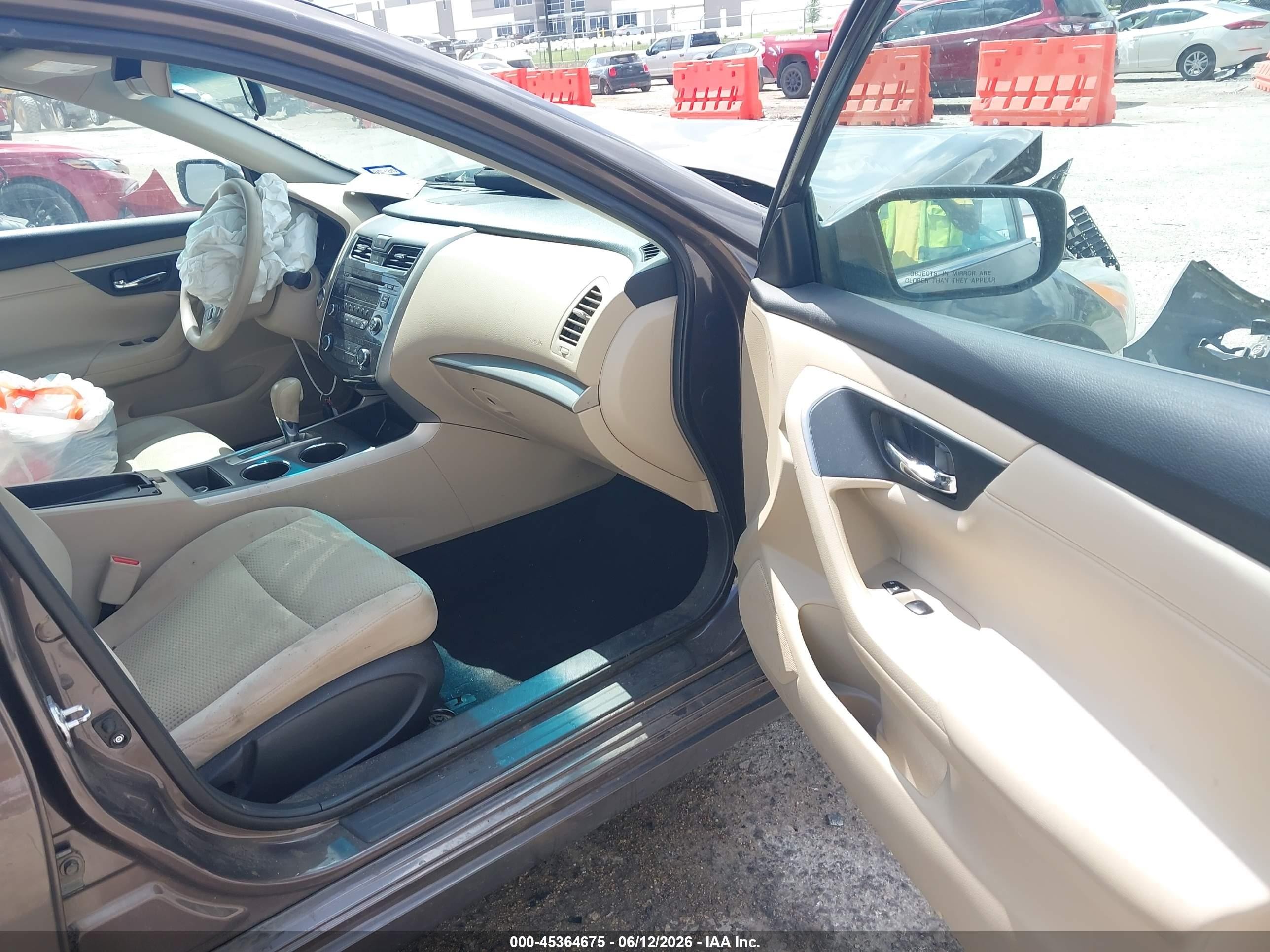 2015 Nissan Altima 2.5 S Brown vin: 1N4AL3AP4FN904122