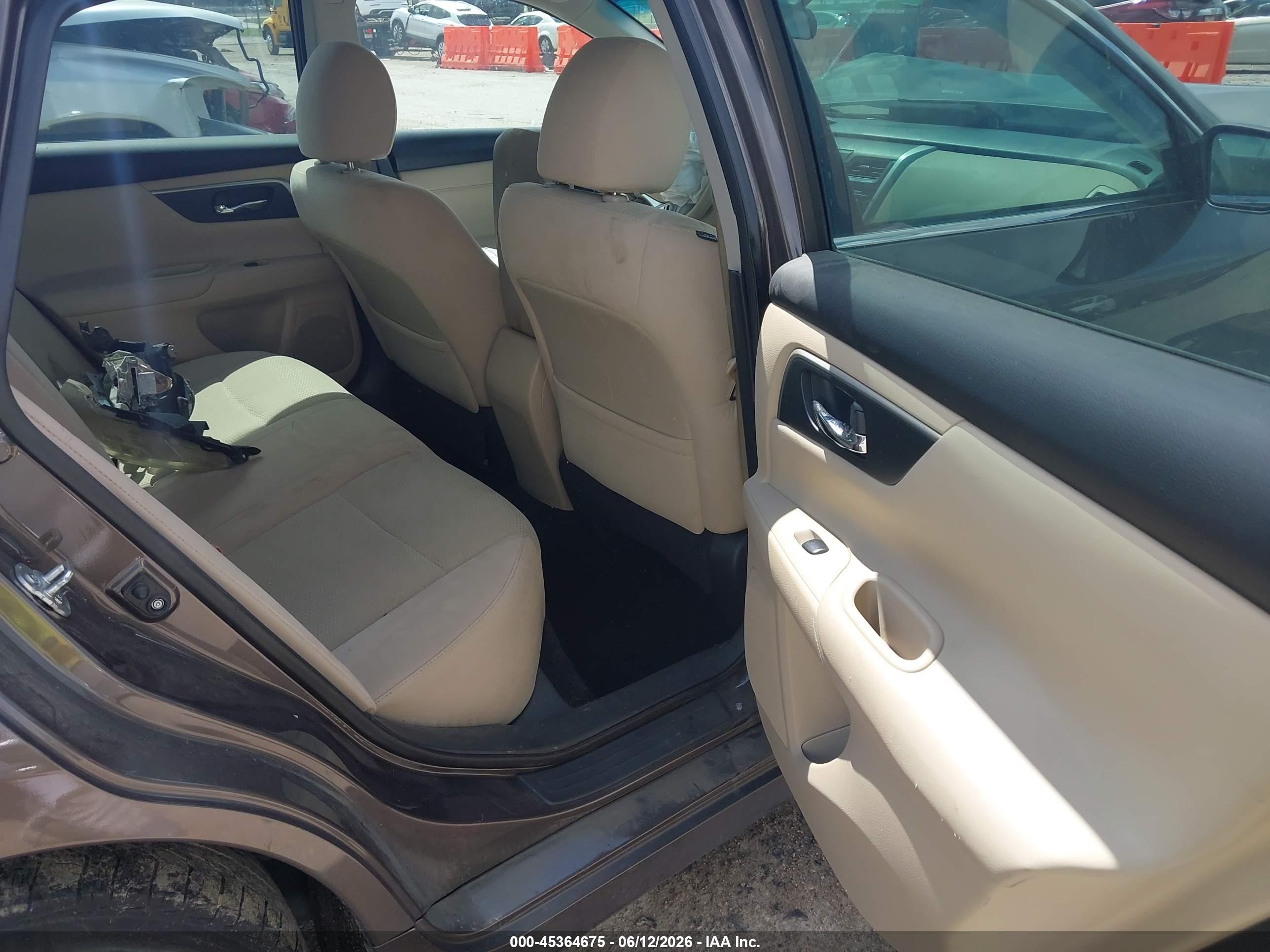 2015 Nissan Altima 2.5 S Brown vin: 1N4AL3AP4FN904122