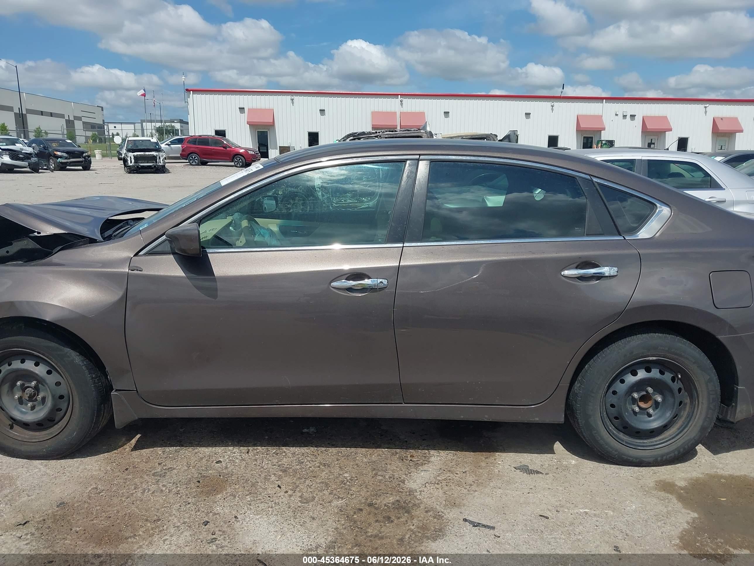2015 Nissan Altima 2.5 S Brown vin: 1N4AL3AP4FN904122