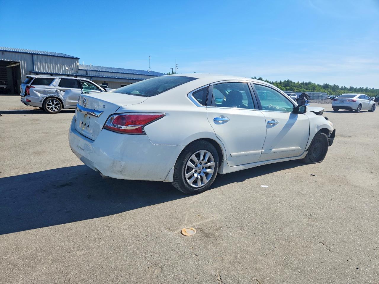 2015 Nissan Altima Белый vin: 1N4AL3AP4FN910468