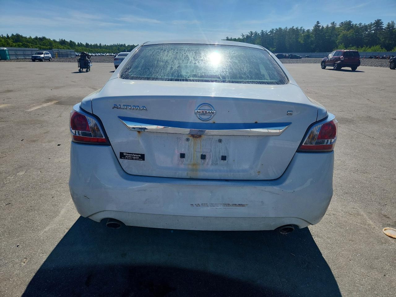 2015 Nissan Altima Белый vin: 1N4AL3AP4FN910468