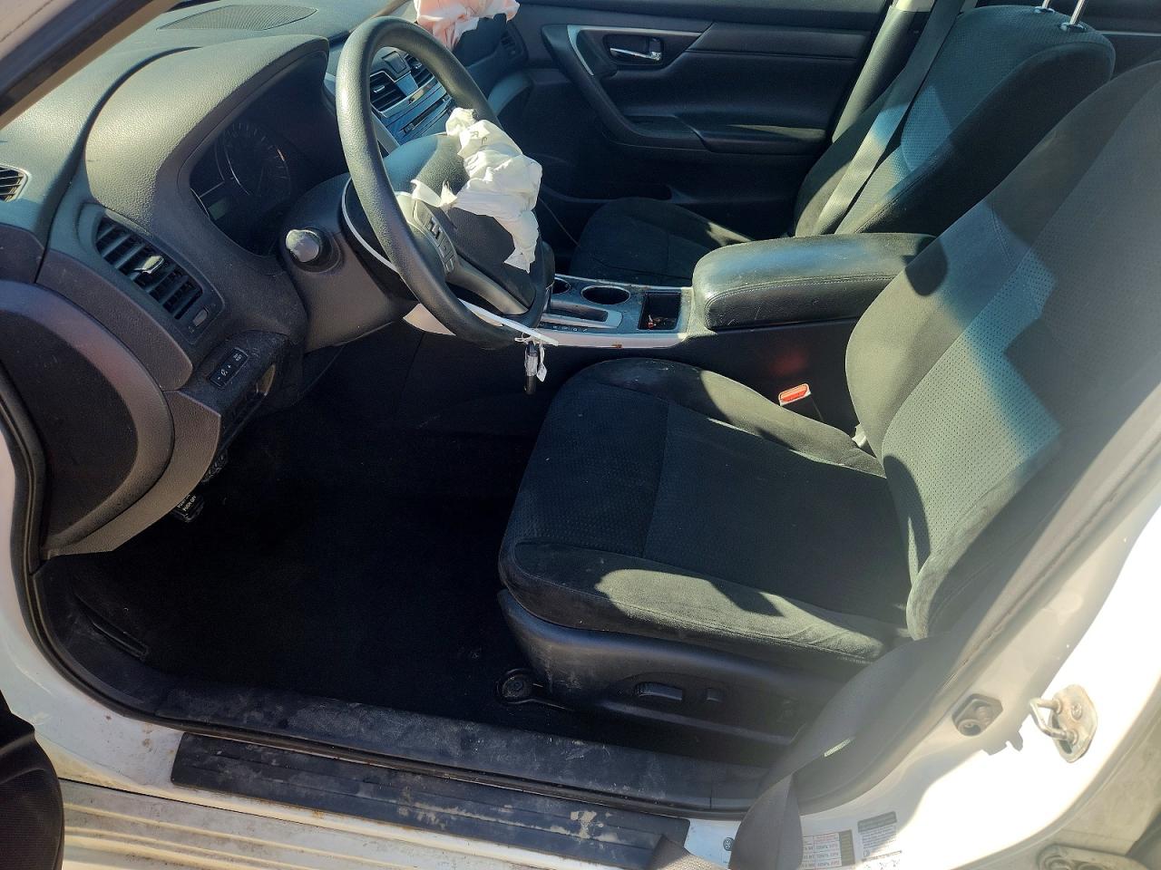 2015 Nissan Altima Белый vin: 1N4AL3AP4FN910468