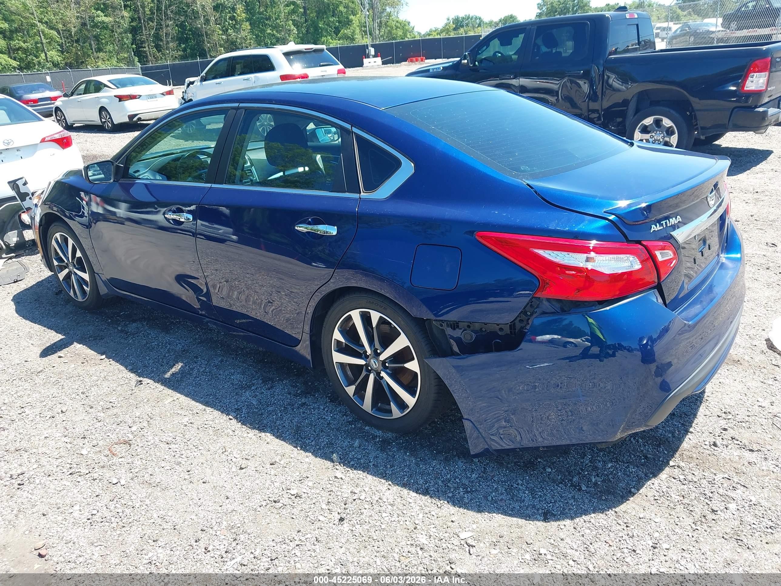 2016 Nissan Altima 2.5 Sr Blue vin: 1N4AL3AP4GC220703