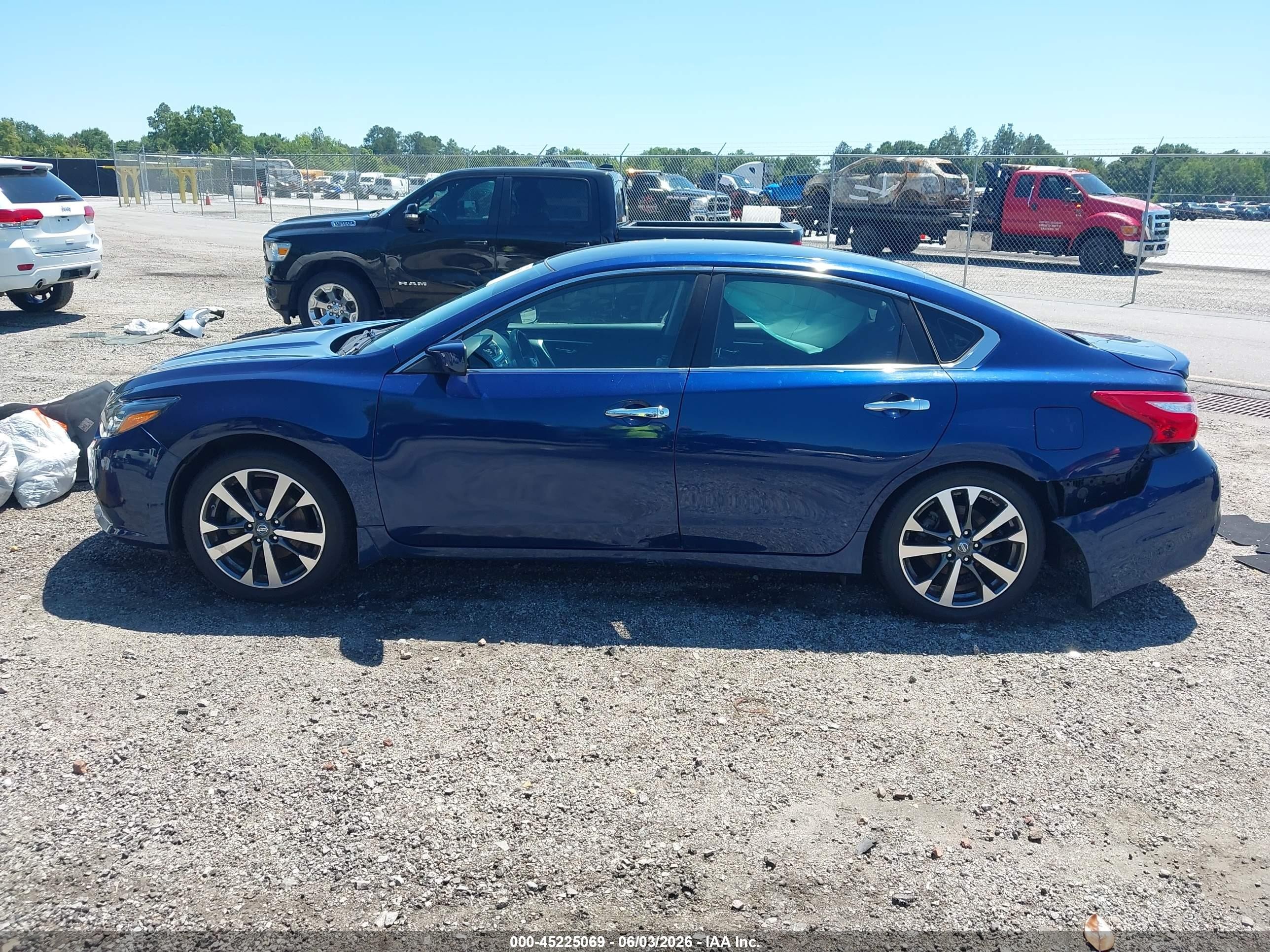 2016 Nissan Altima 2.5 Sr Blue vin: 1N4AL3AP4GC220703